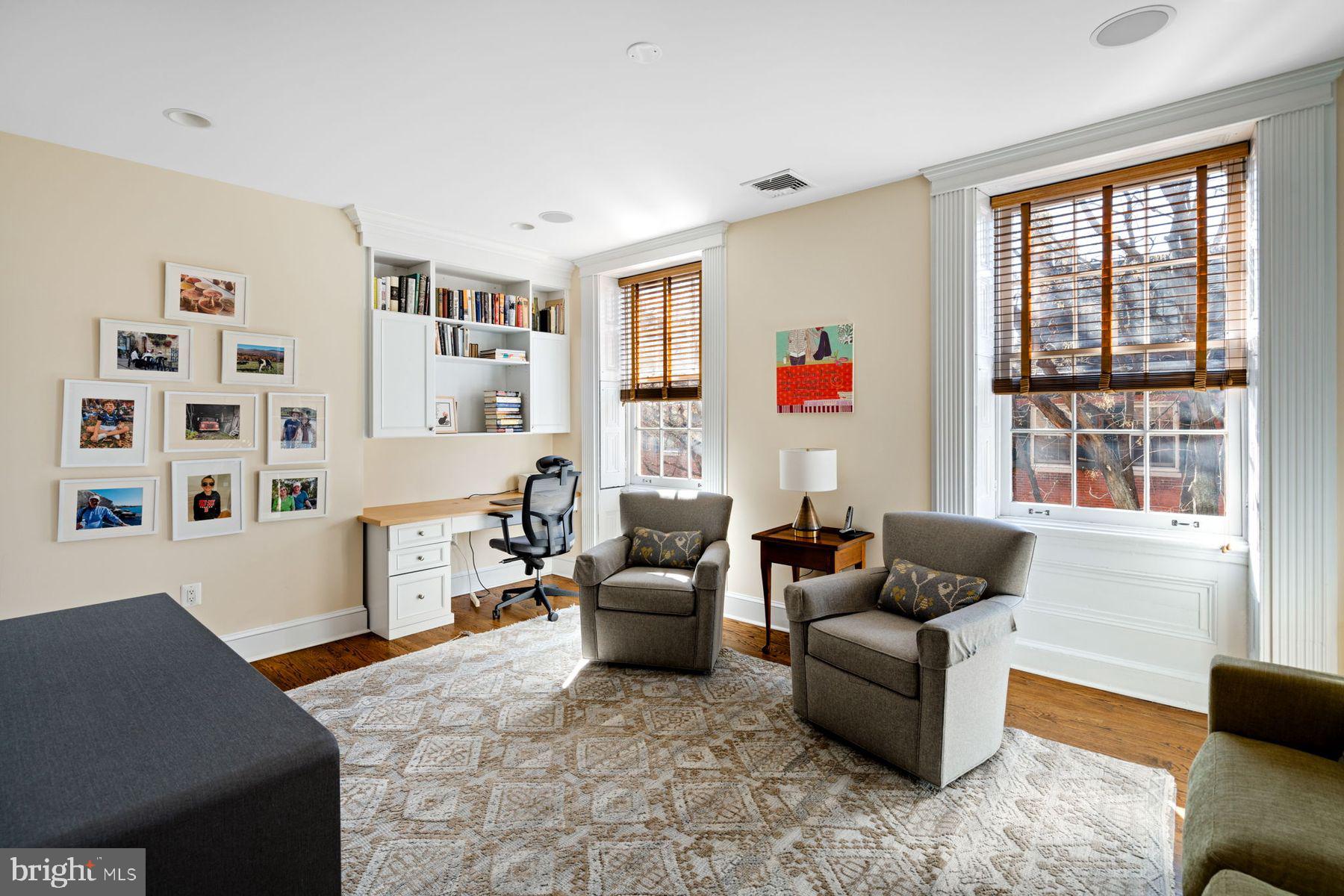 WASHINGTON SQ WEST - Residential