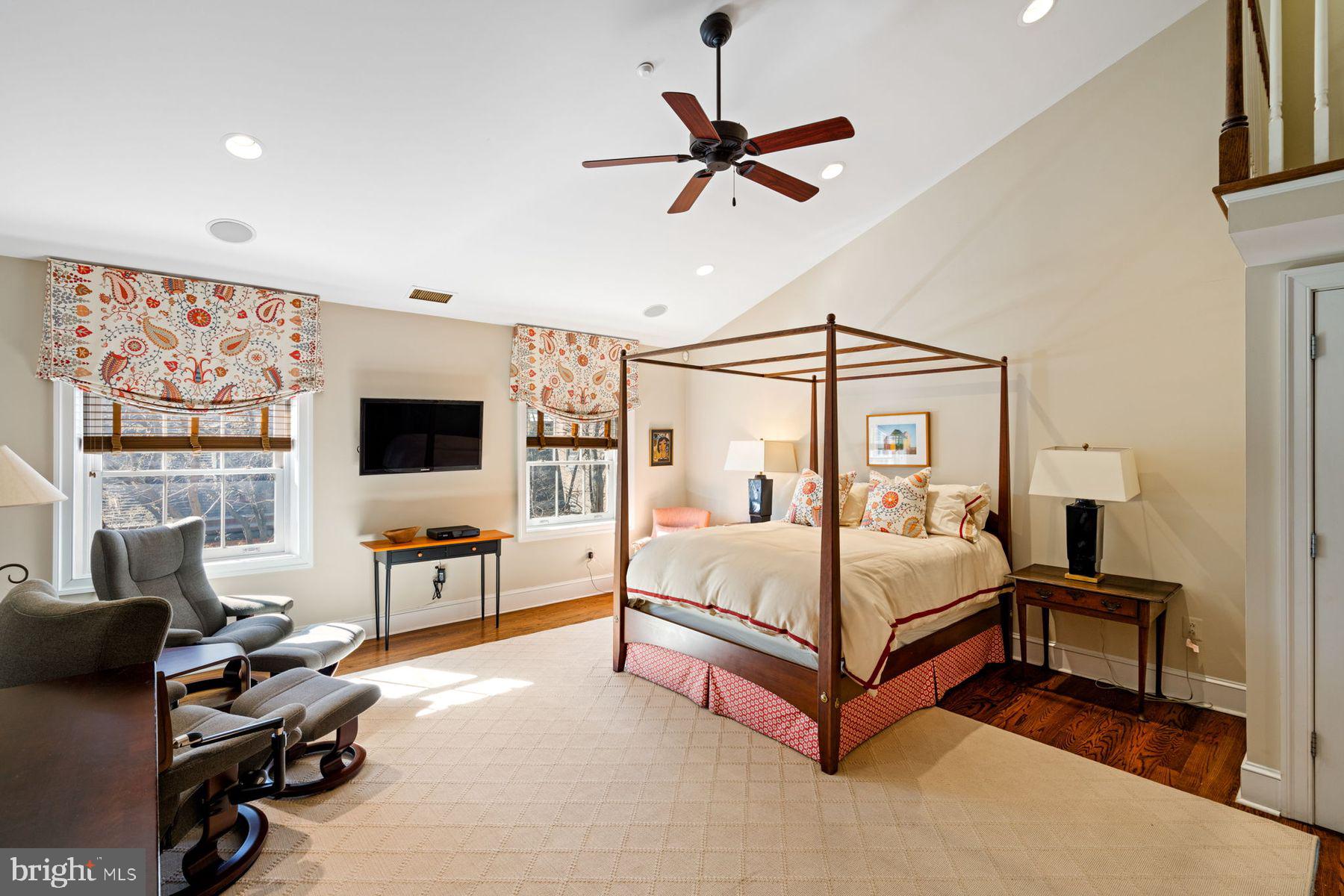 WASHINGTON SQ WEST - Residential