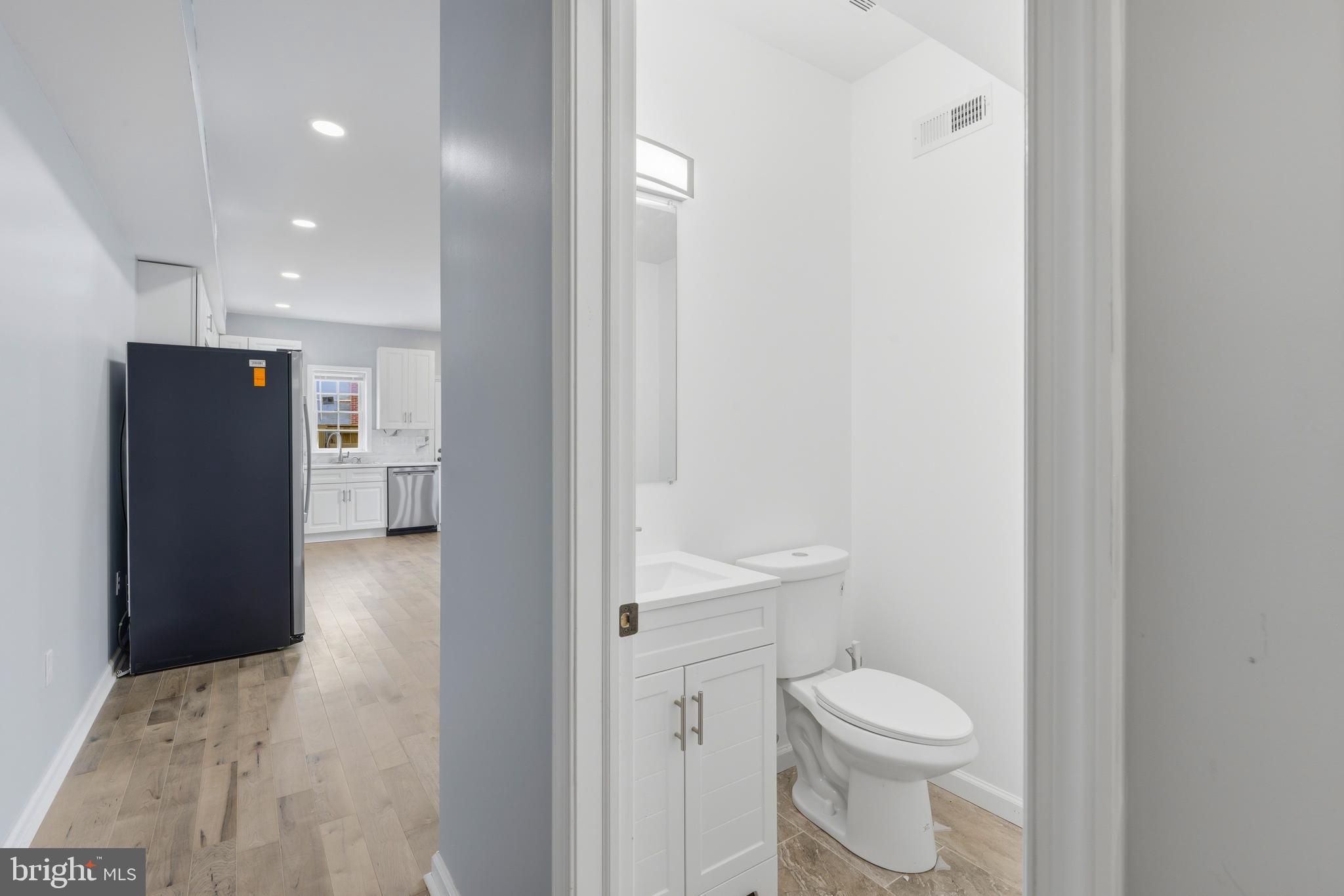 BROADWAY EAST - Residential