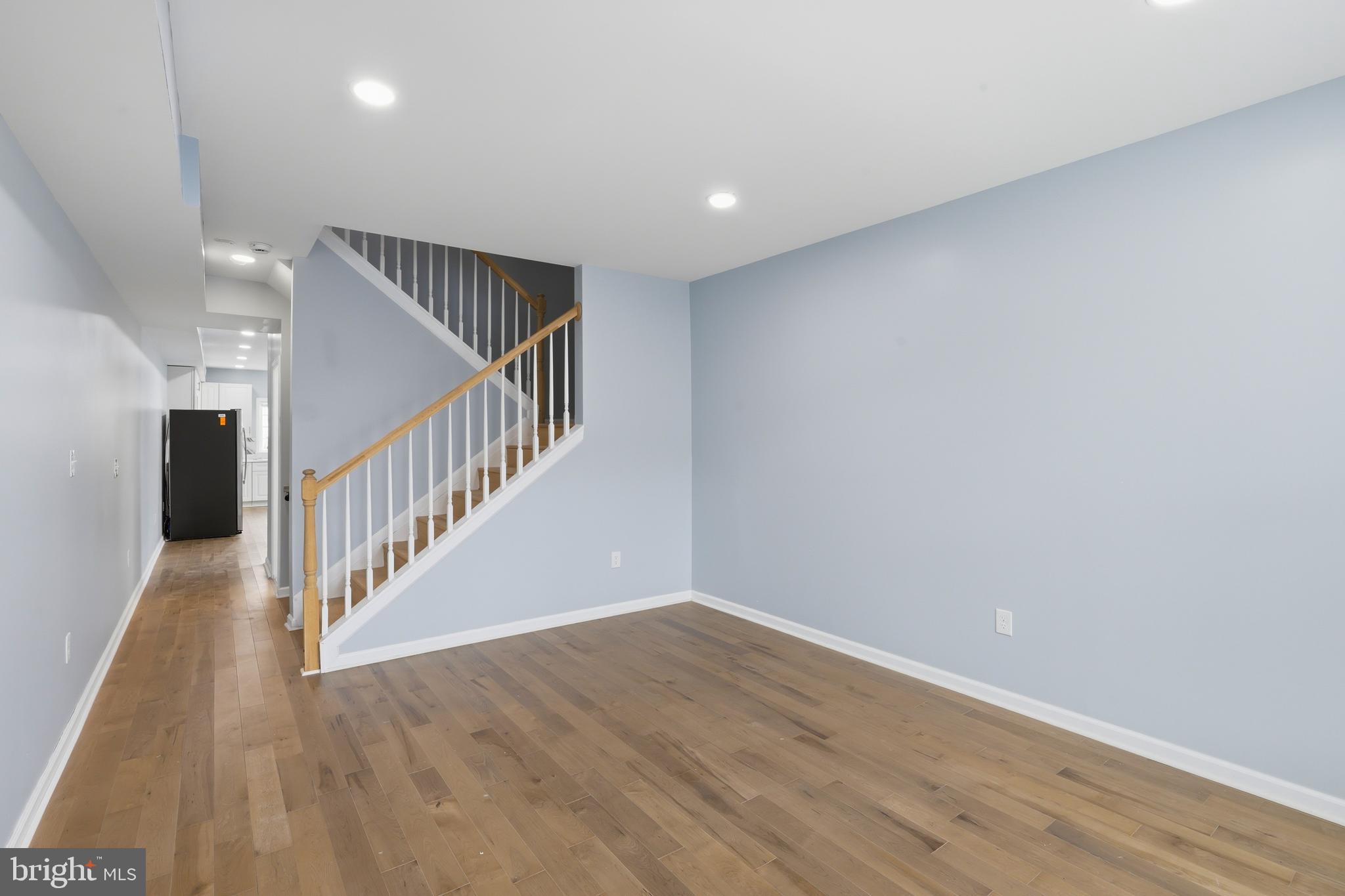 BROADWAY EAST - Residential