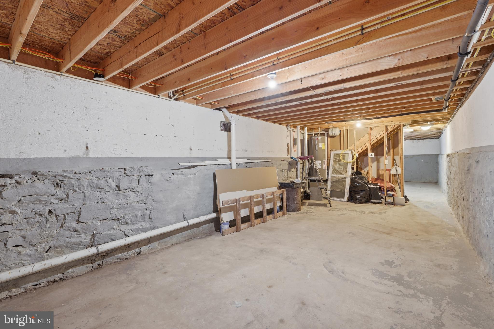 BROADWAY EAST - Residential