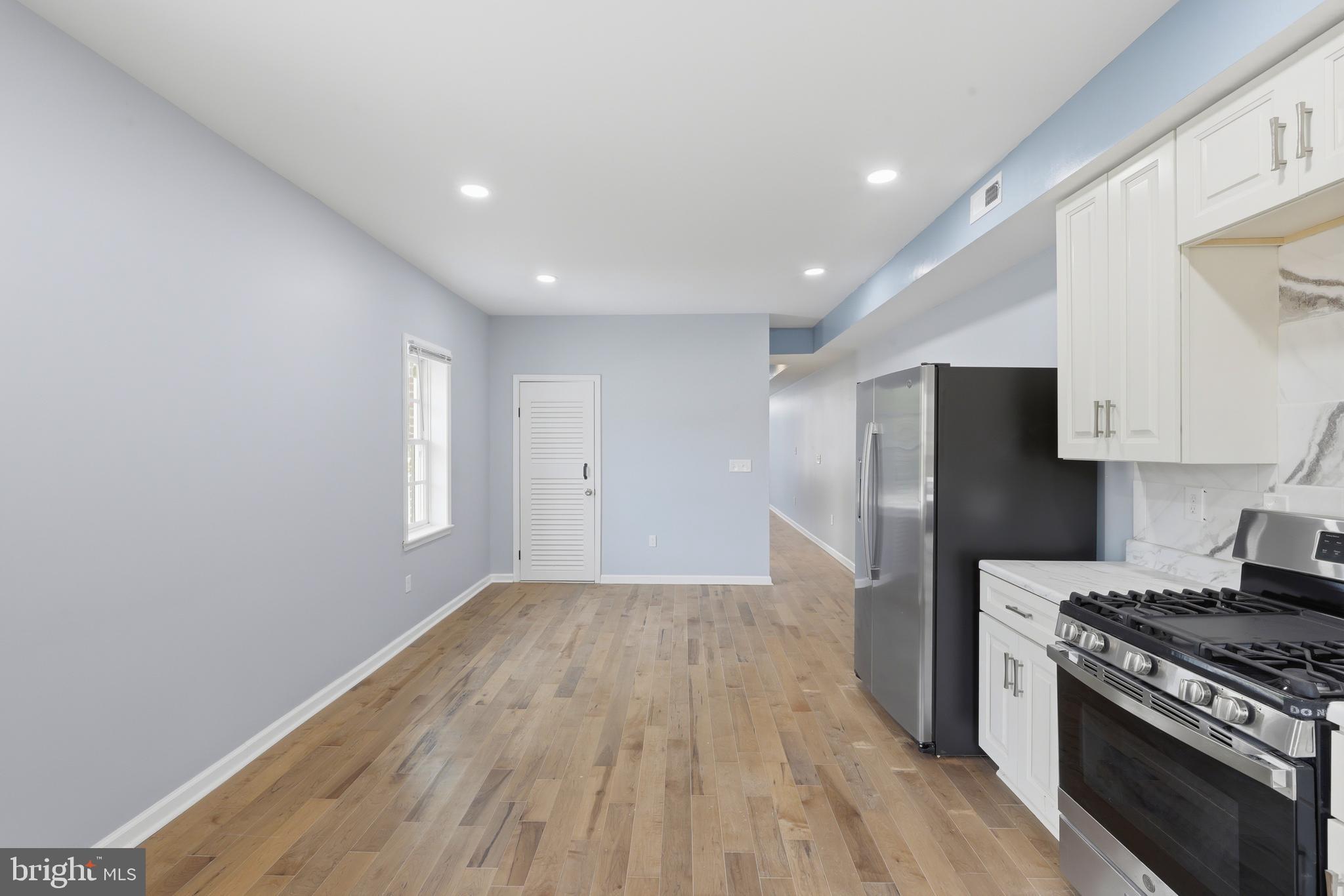 BROADWAY EAST - Residential