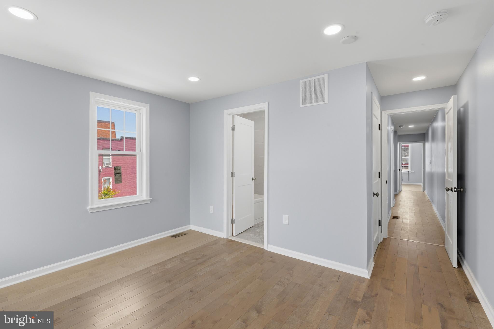 BROADWAY EAST - Residential