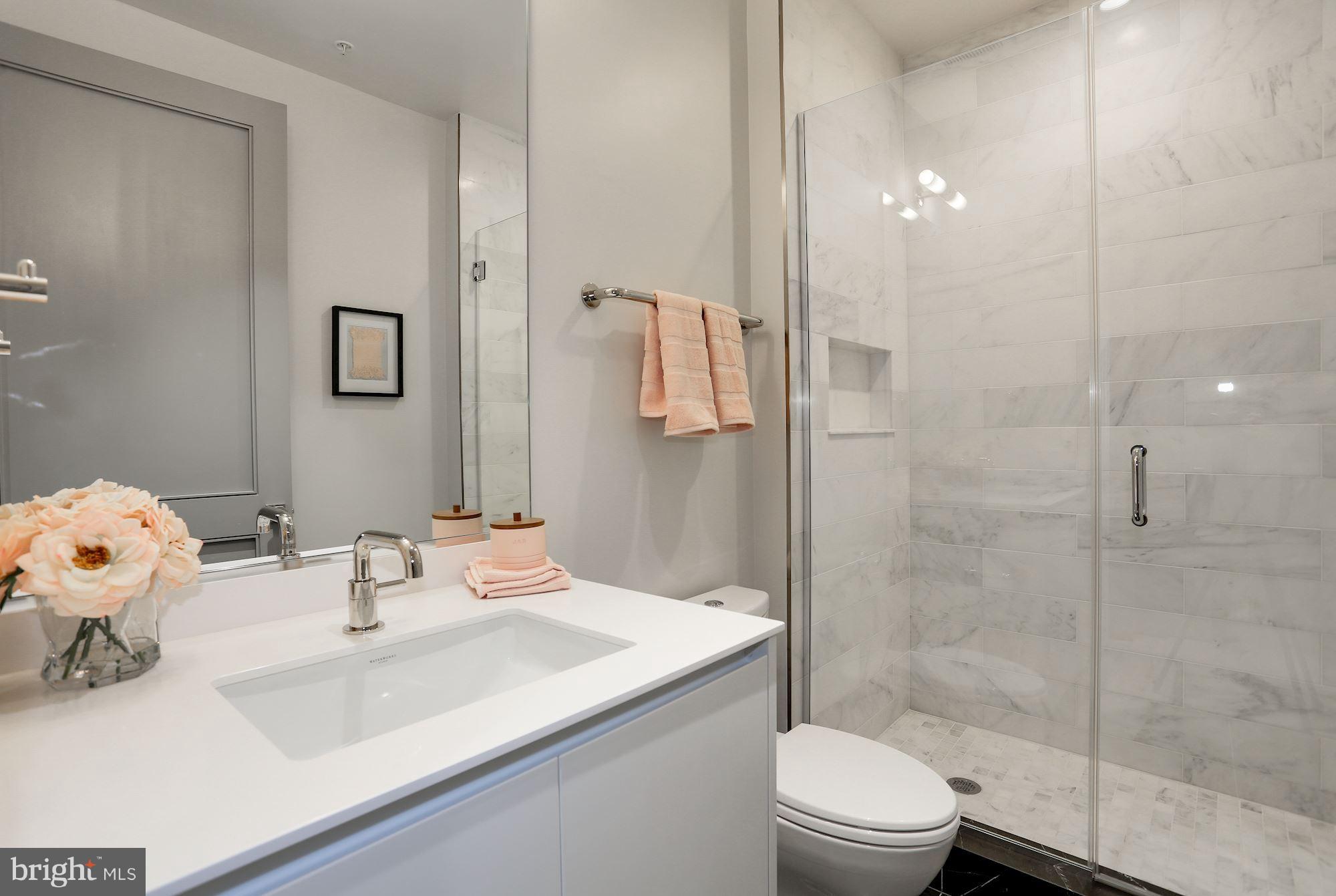 CAPITOL HILL - Residential
