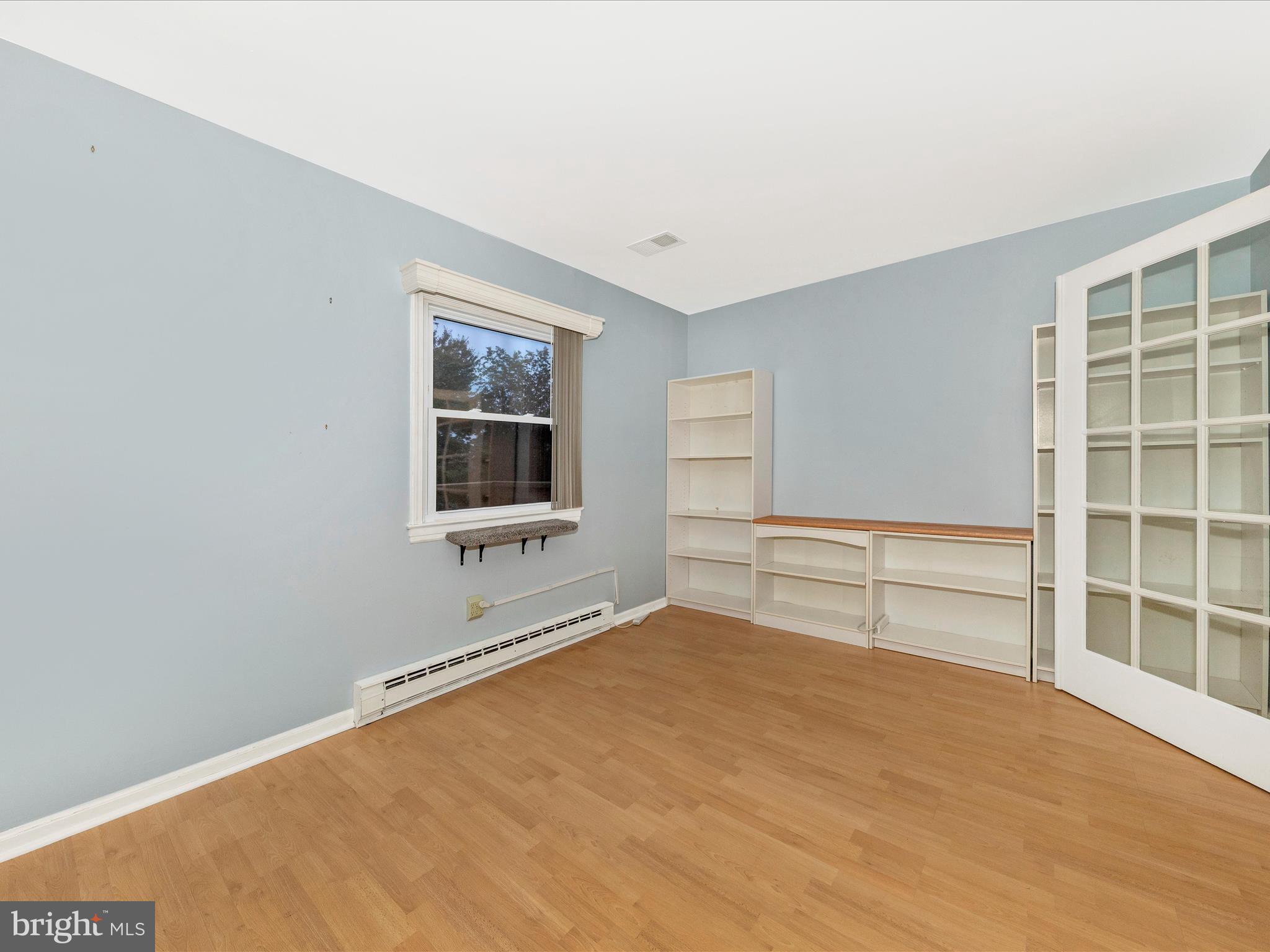 MIDDLEBROOK HILL - Residential