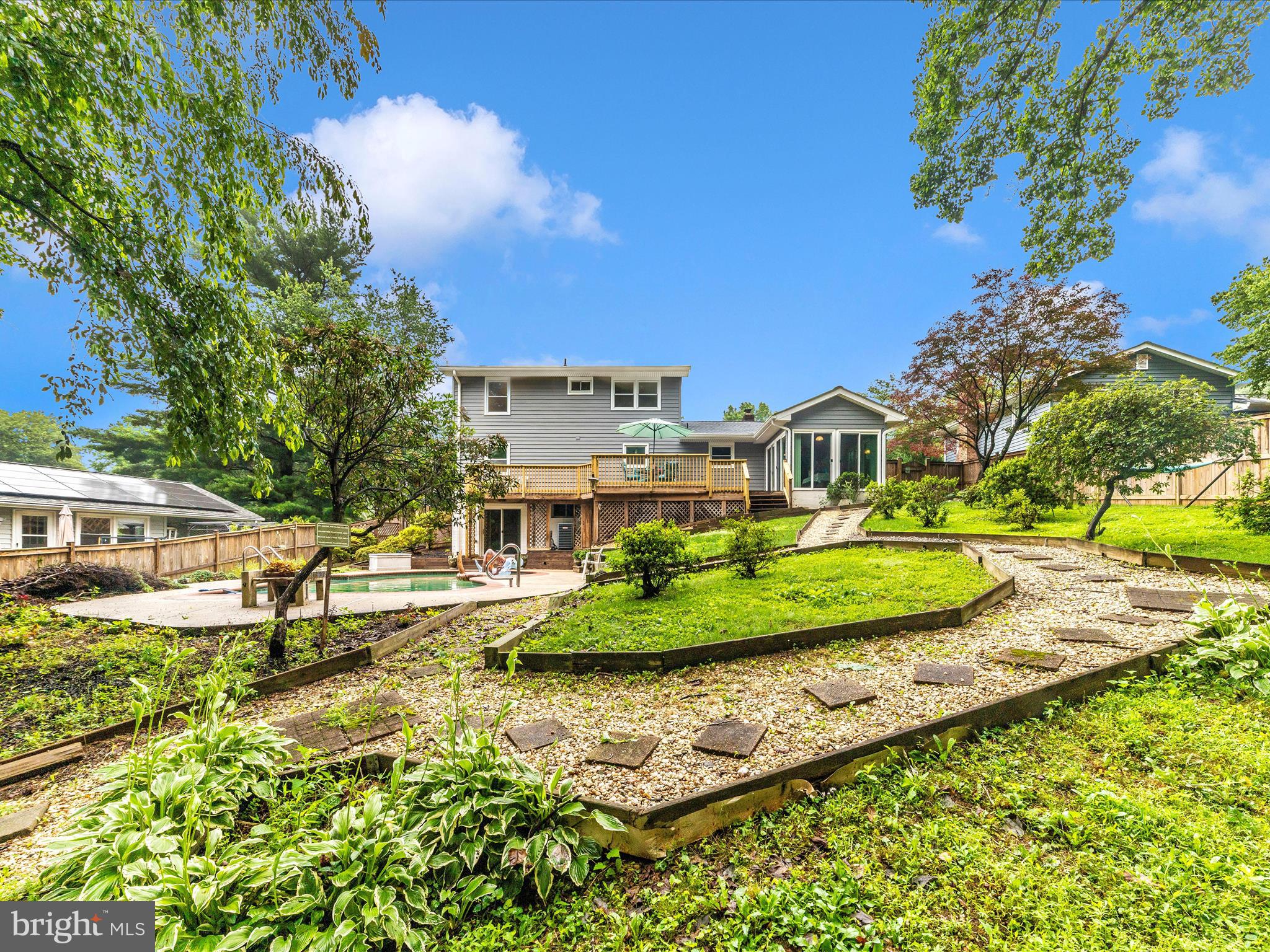 MIDDLEBROOK HILL - Residential