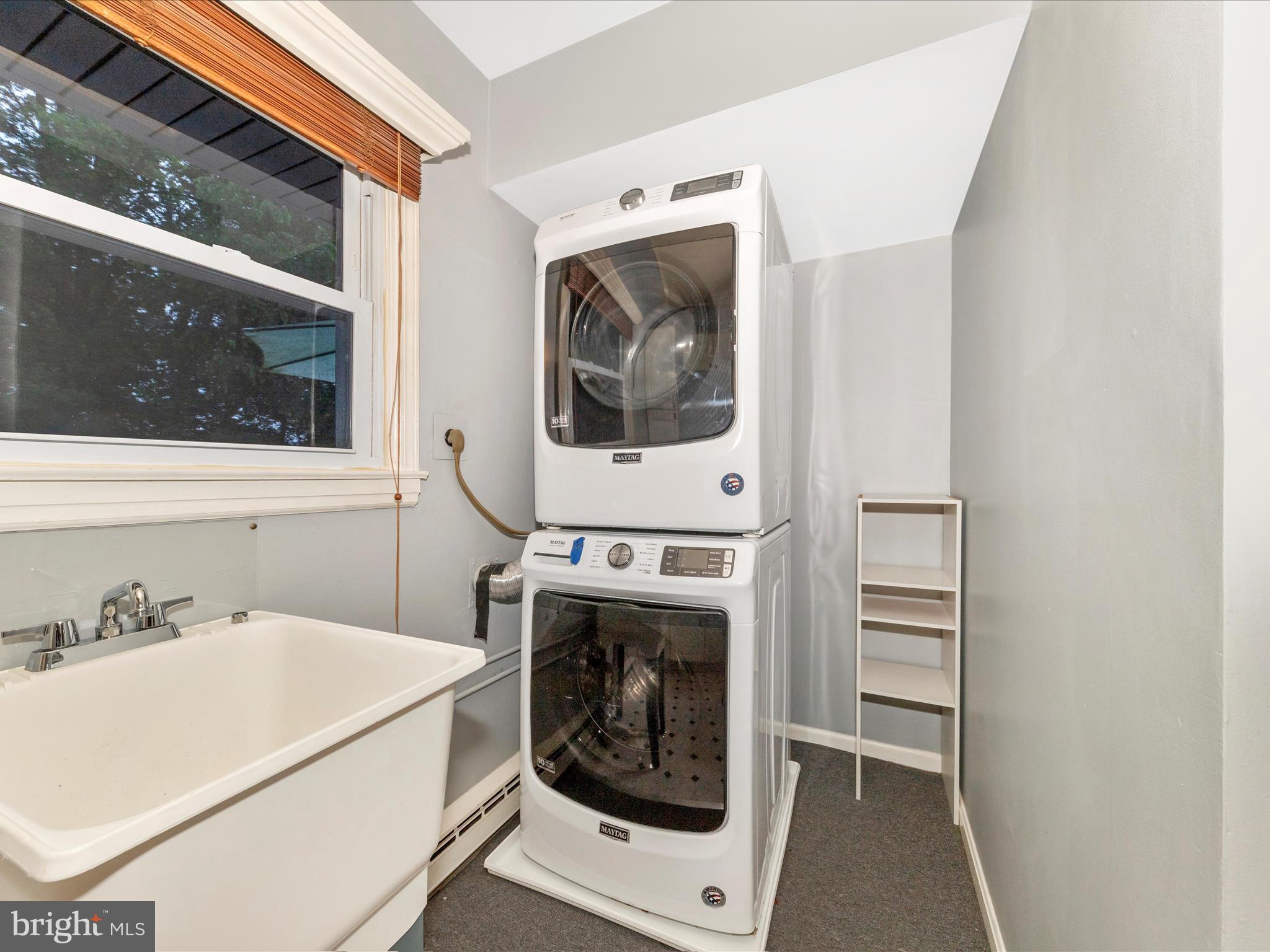 MIDDLEBROOK HILL - Residential