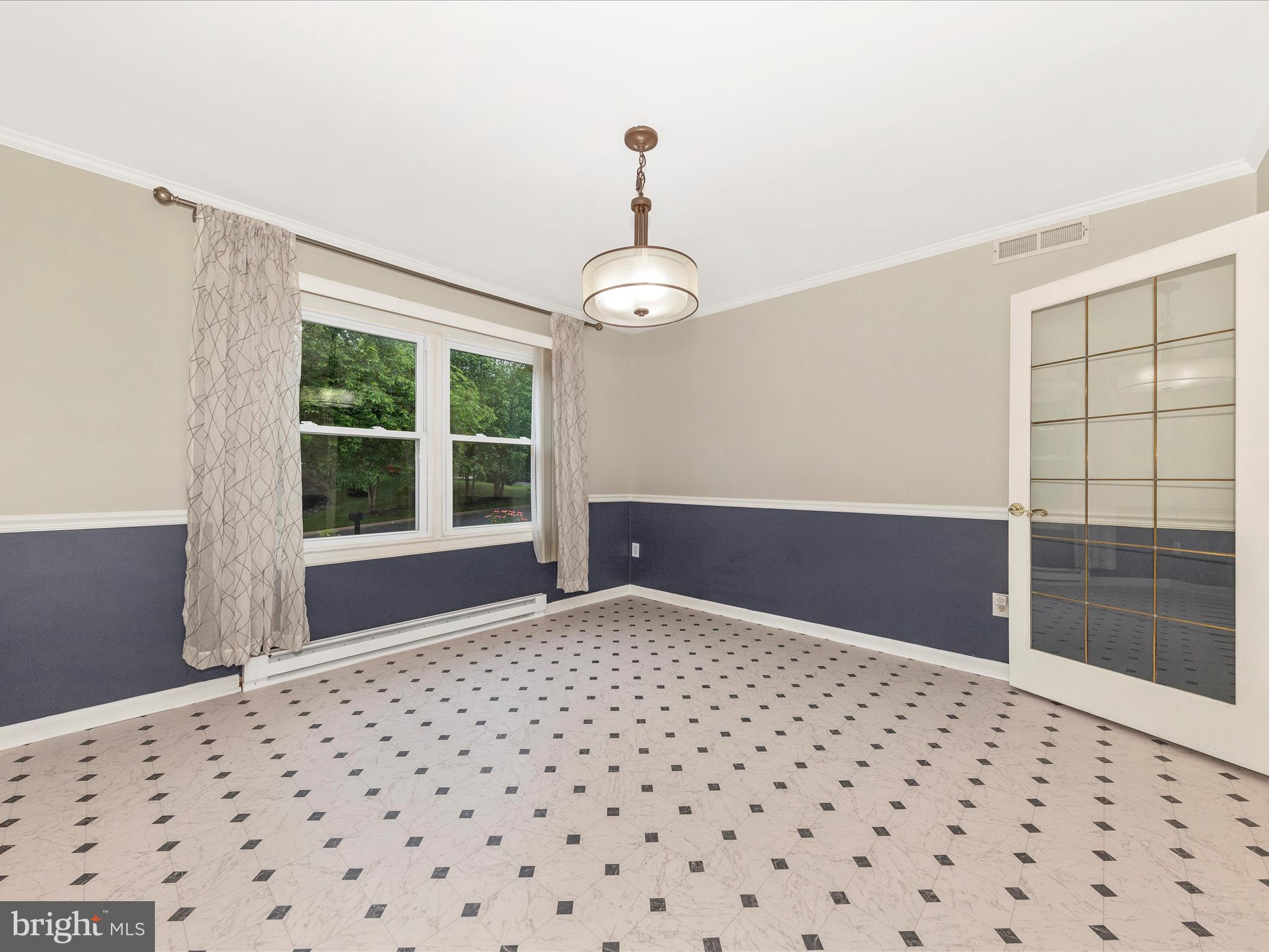 MIDDLEBROOK HILL - Residential