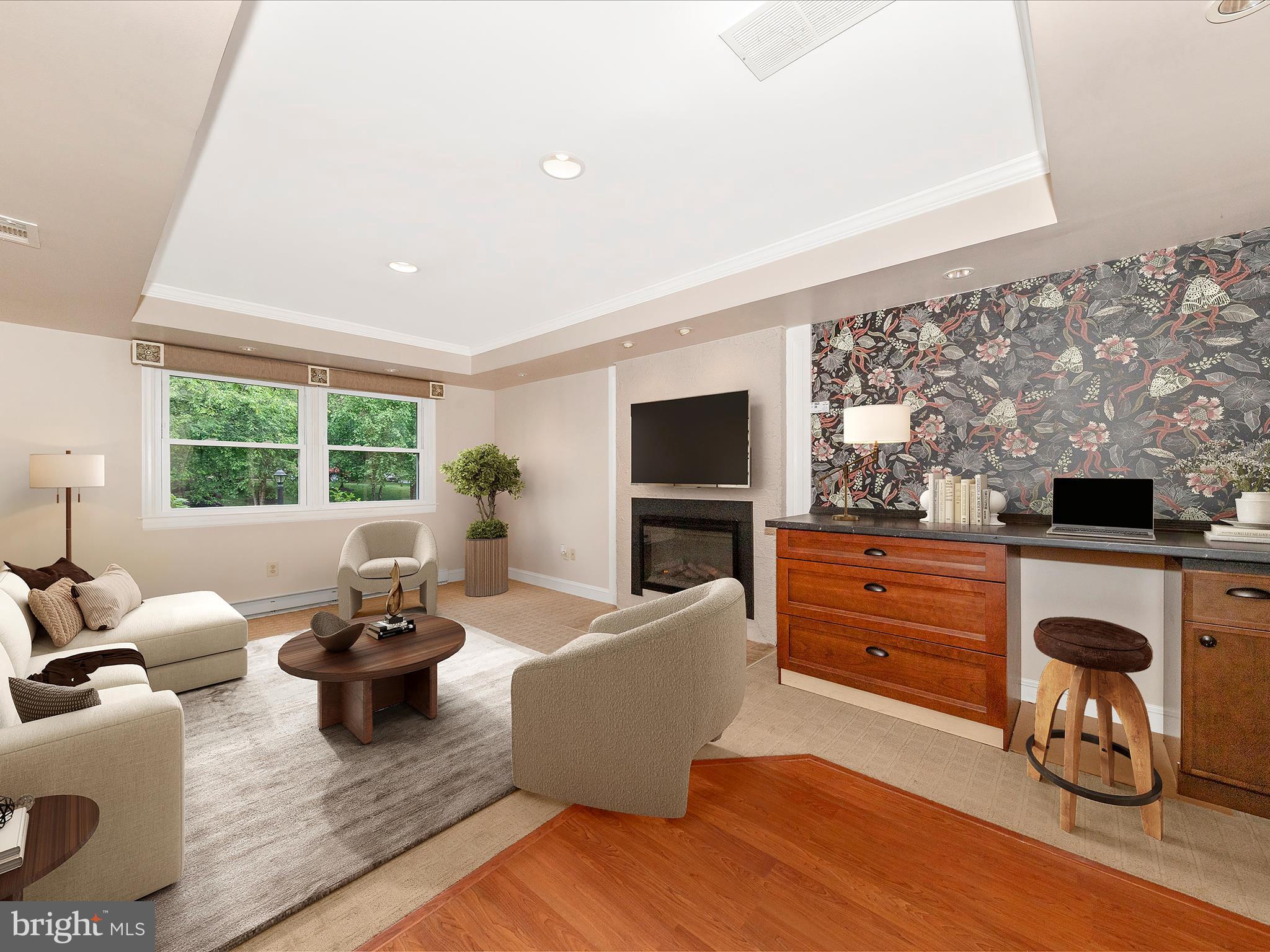 MIDDLEBROOK HILL - Residential