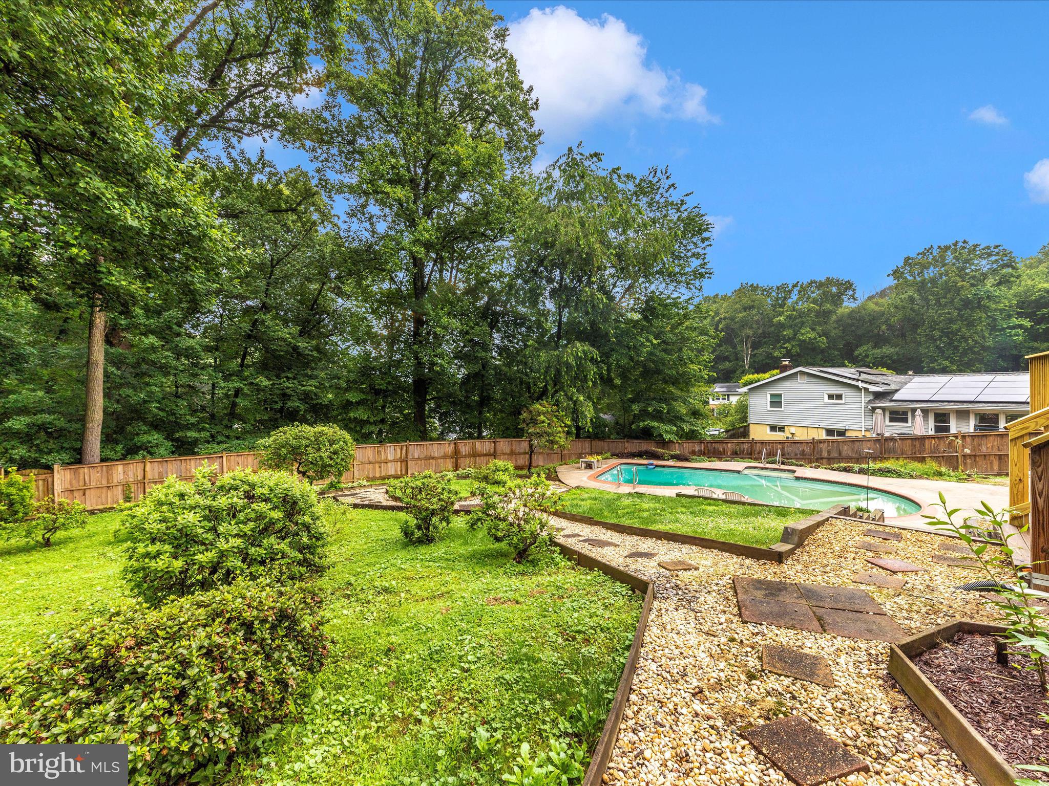 MIDDLEBROOK HILL - Residential