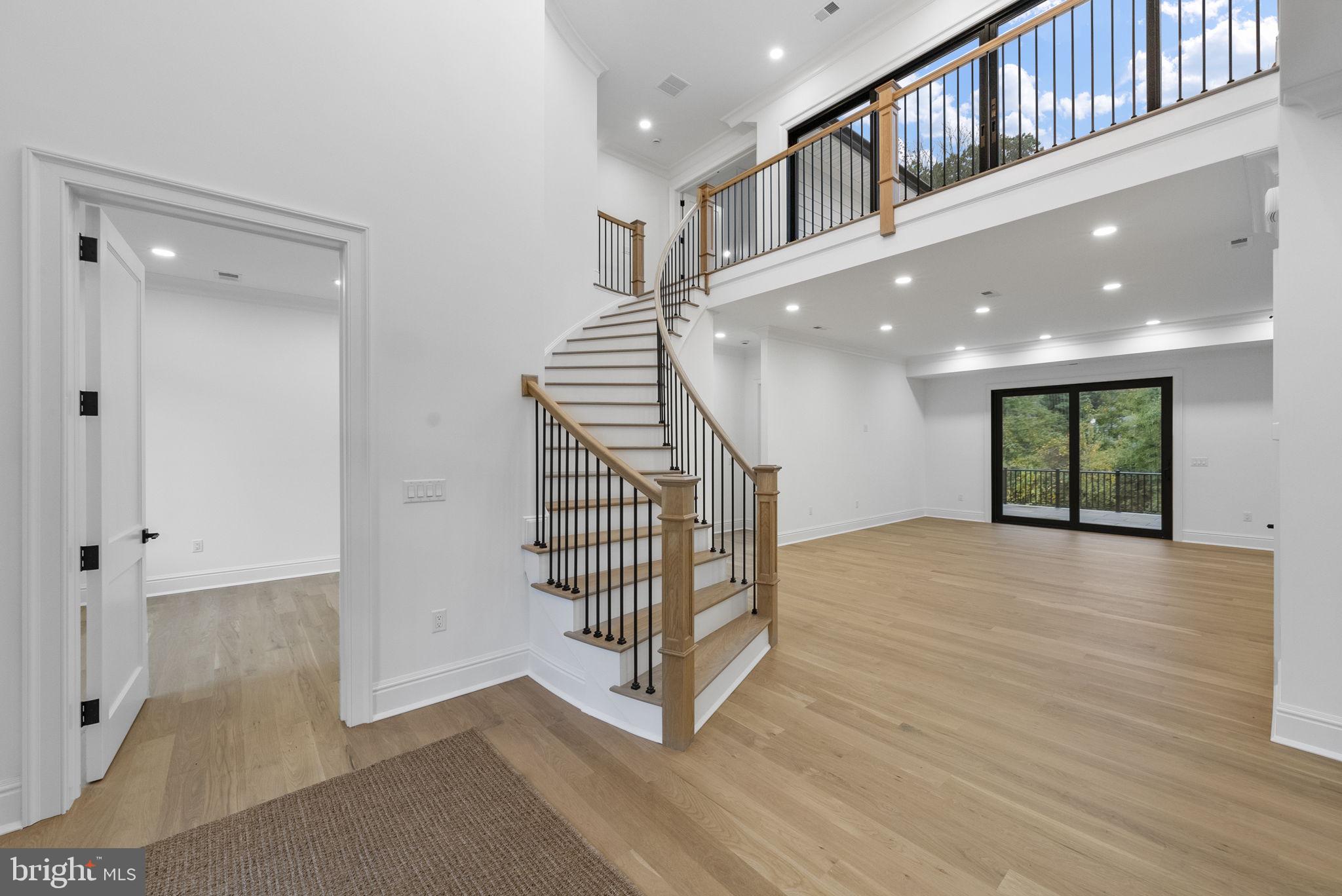 LITTLEBROOK - Residential