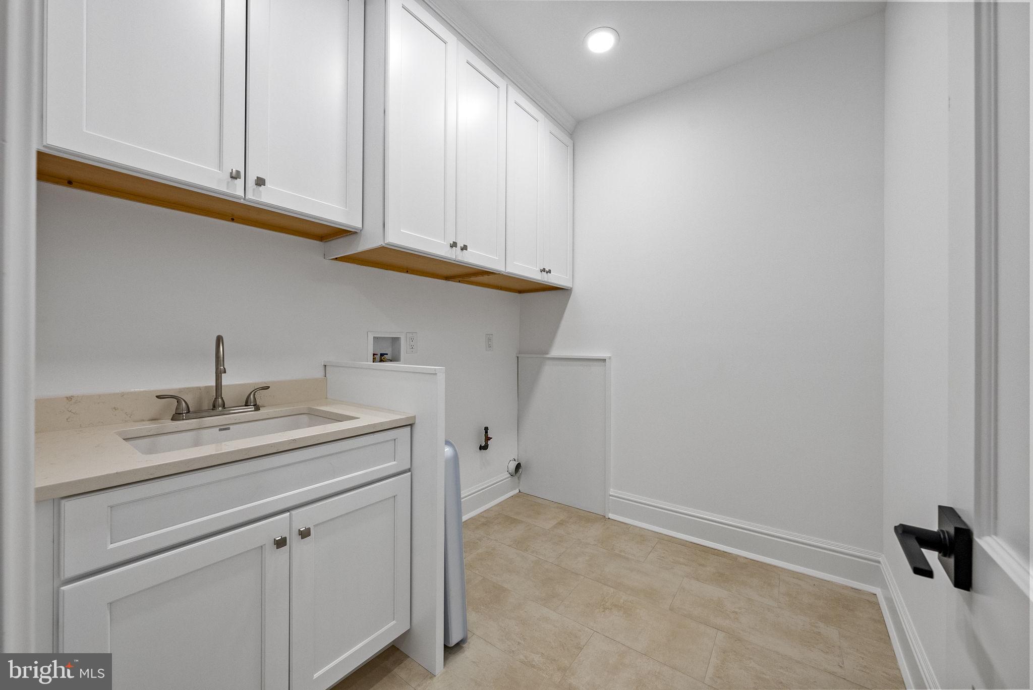 LITTLEBROOK - Residential