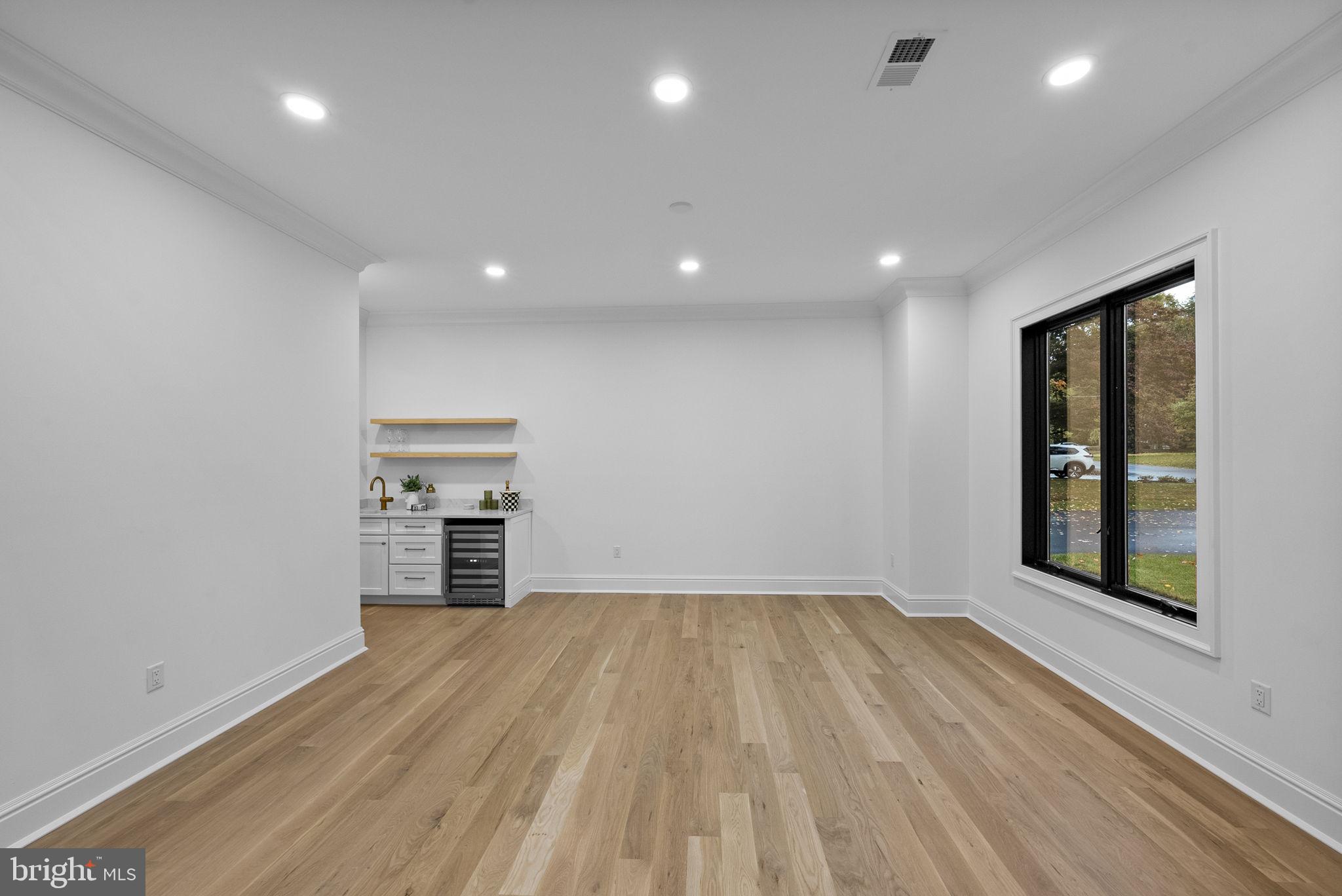 LITTLEBROOK - Residential