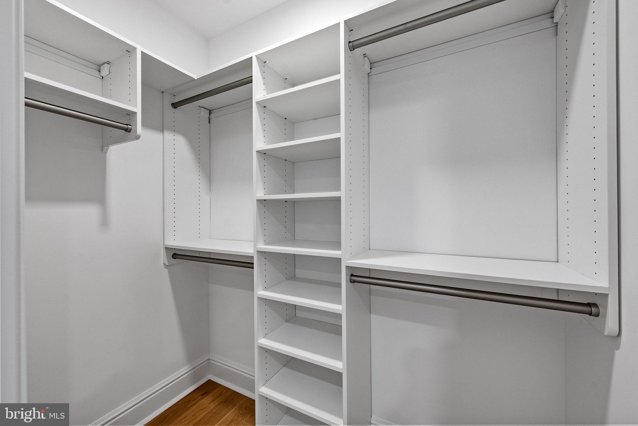 LITTLEBROOK - Residential