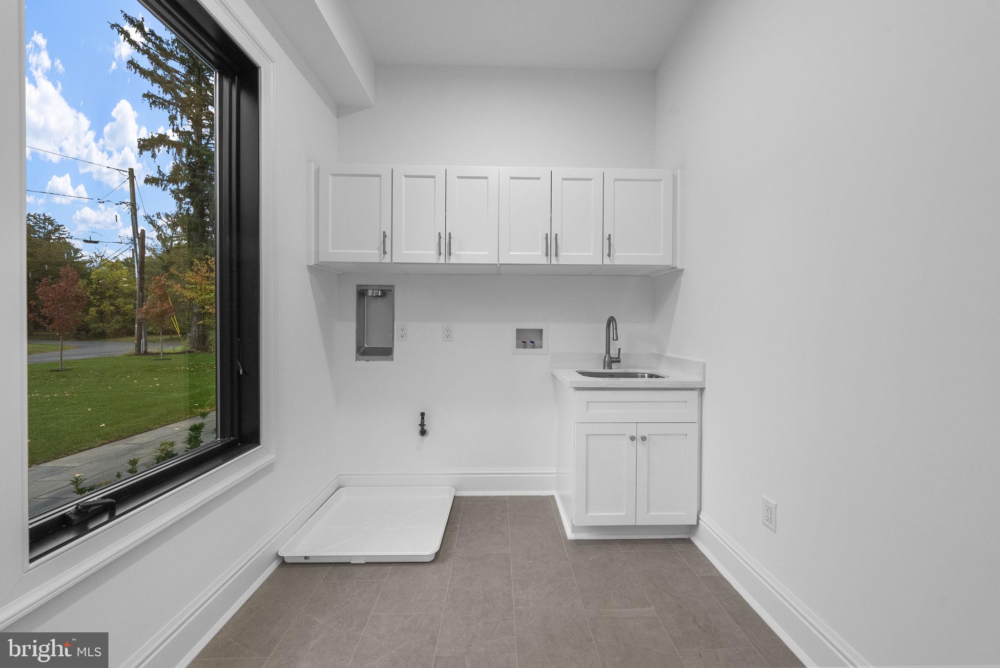 LITTLEBROOK - Residential