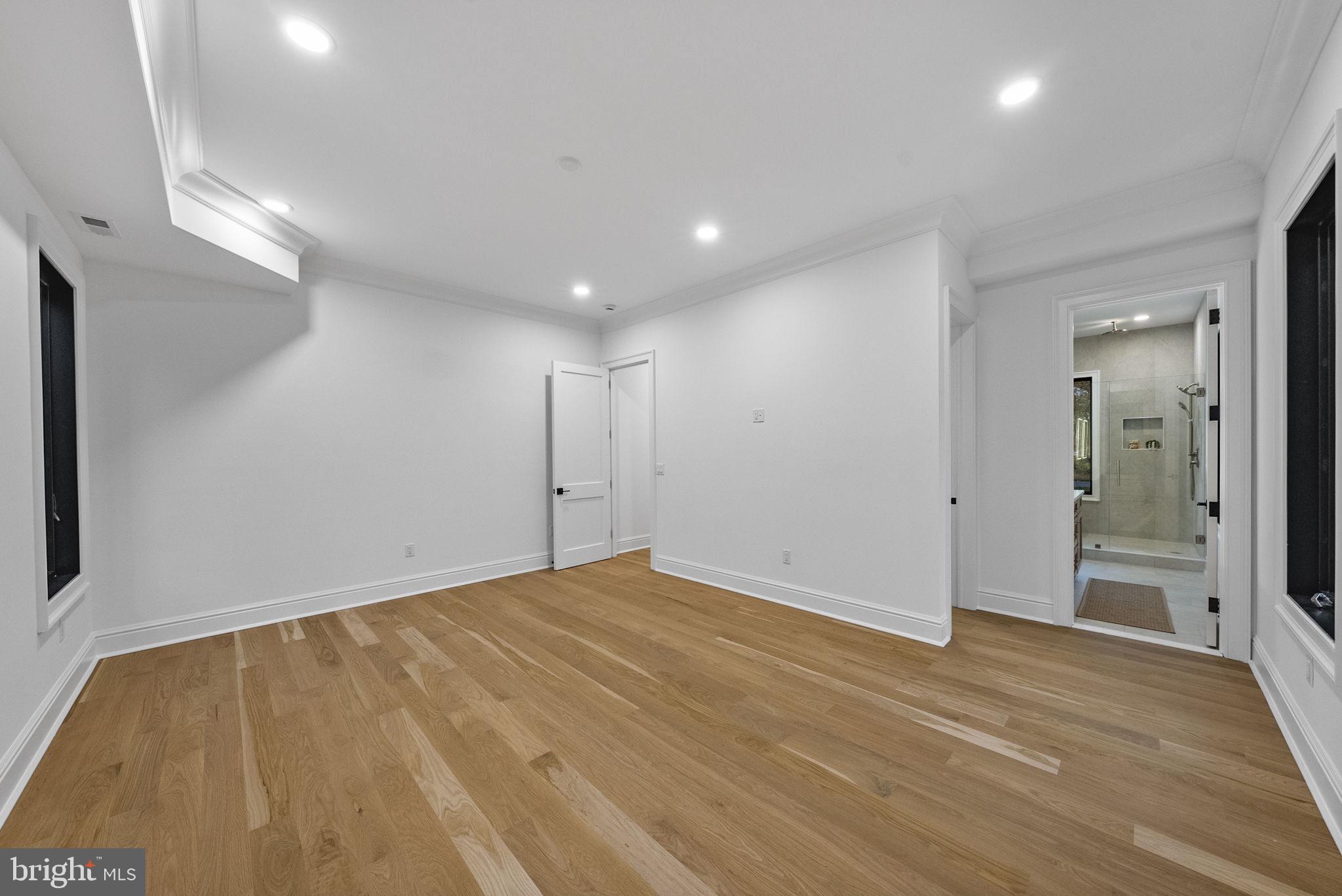 LITTLEBROOK - Residential