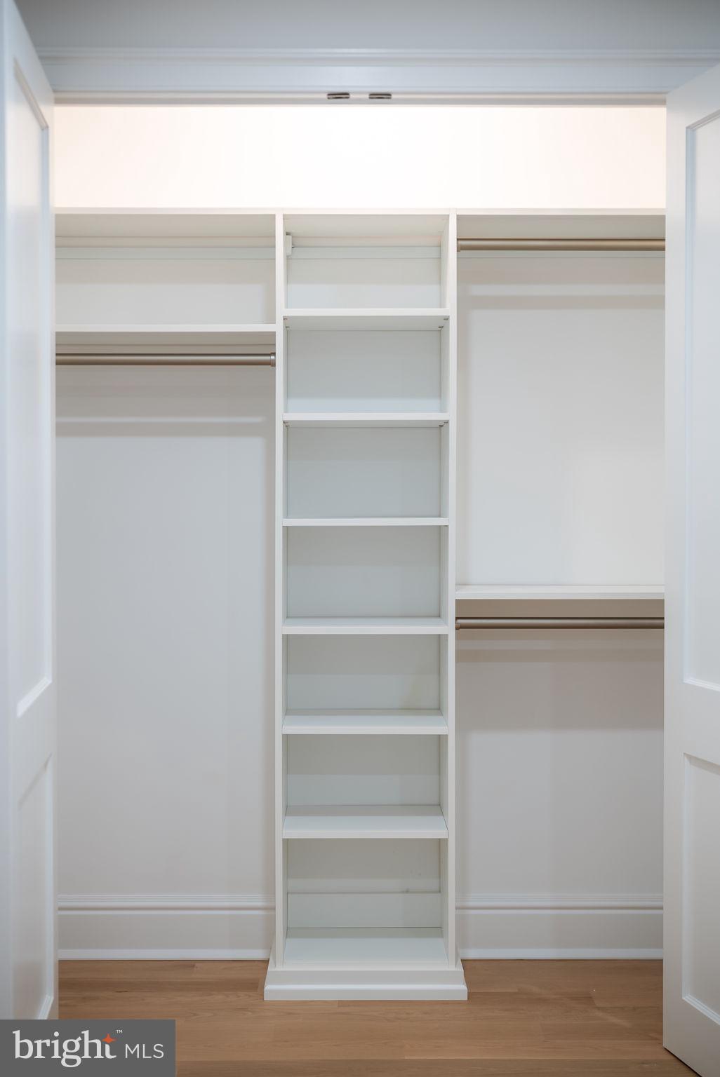 LITTLEBROOK - Residential