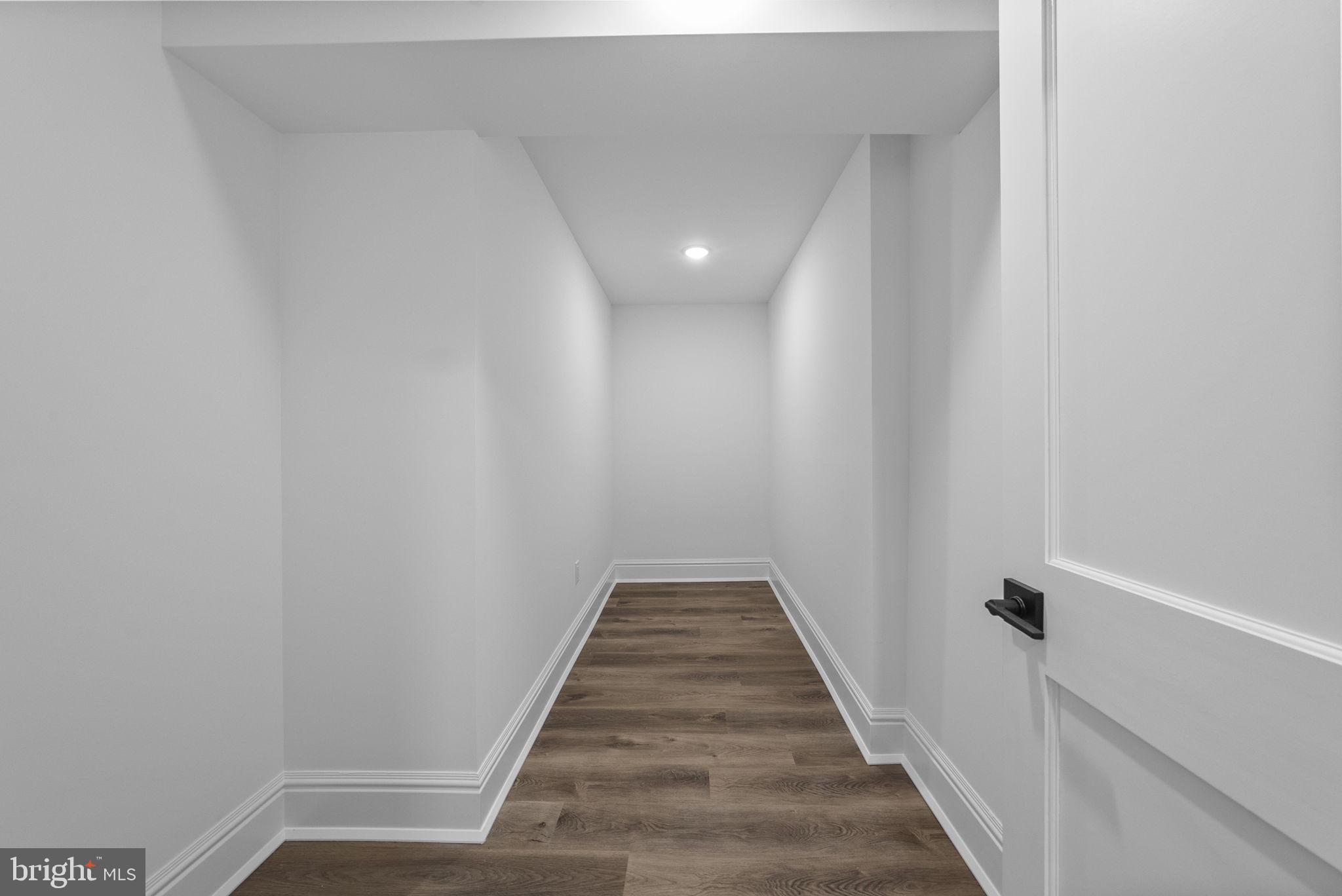 LITTLEBROOK - Residential