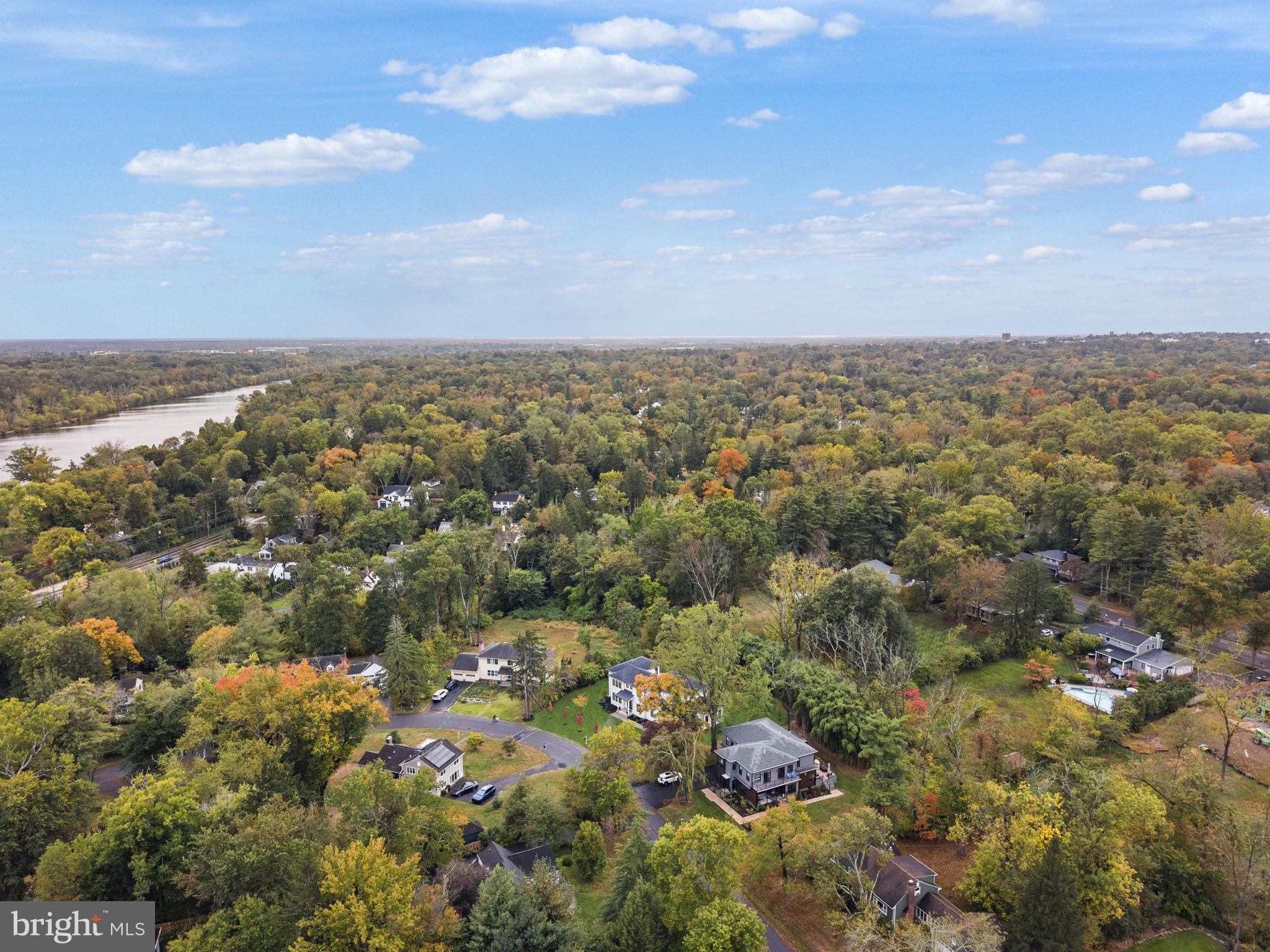 LITTLEBROOK - Residential