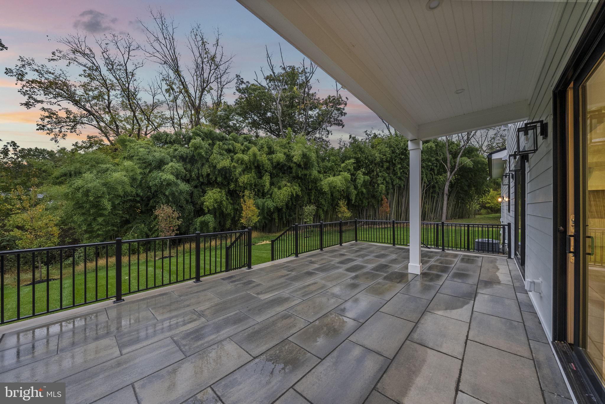 LITTLEBROOK - Residential