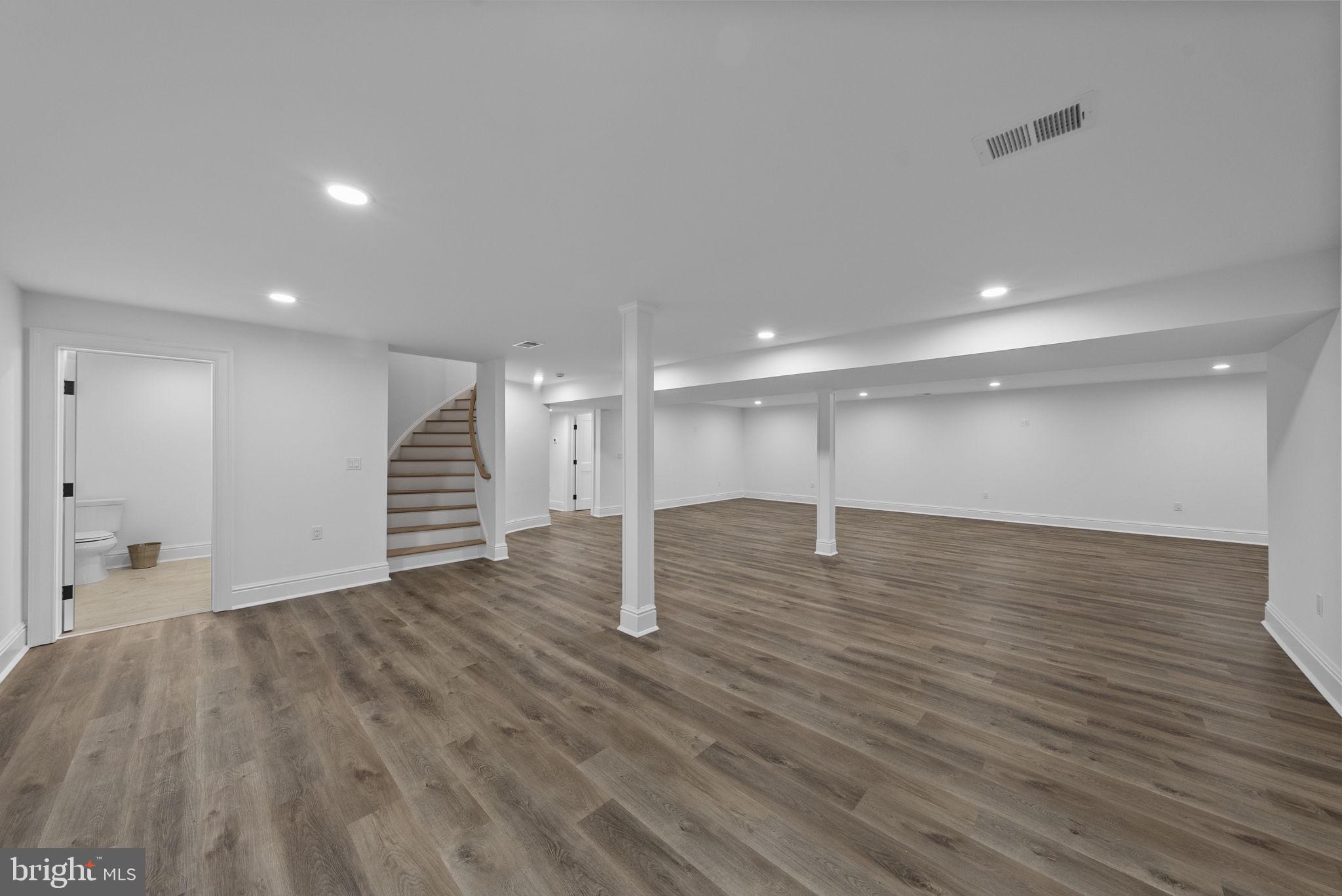 LITTLEBROOK - Residential