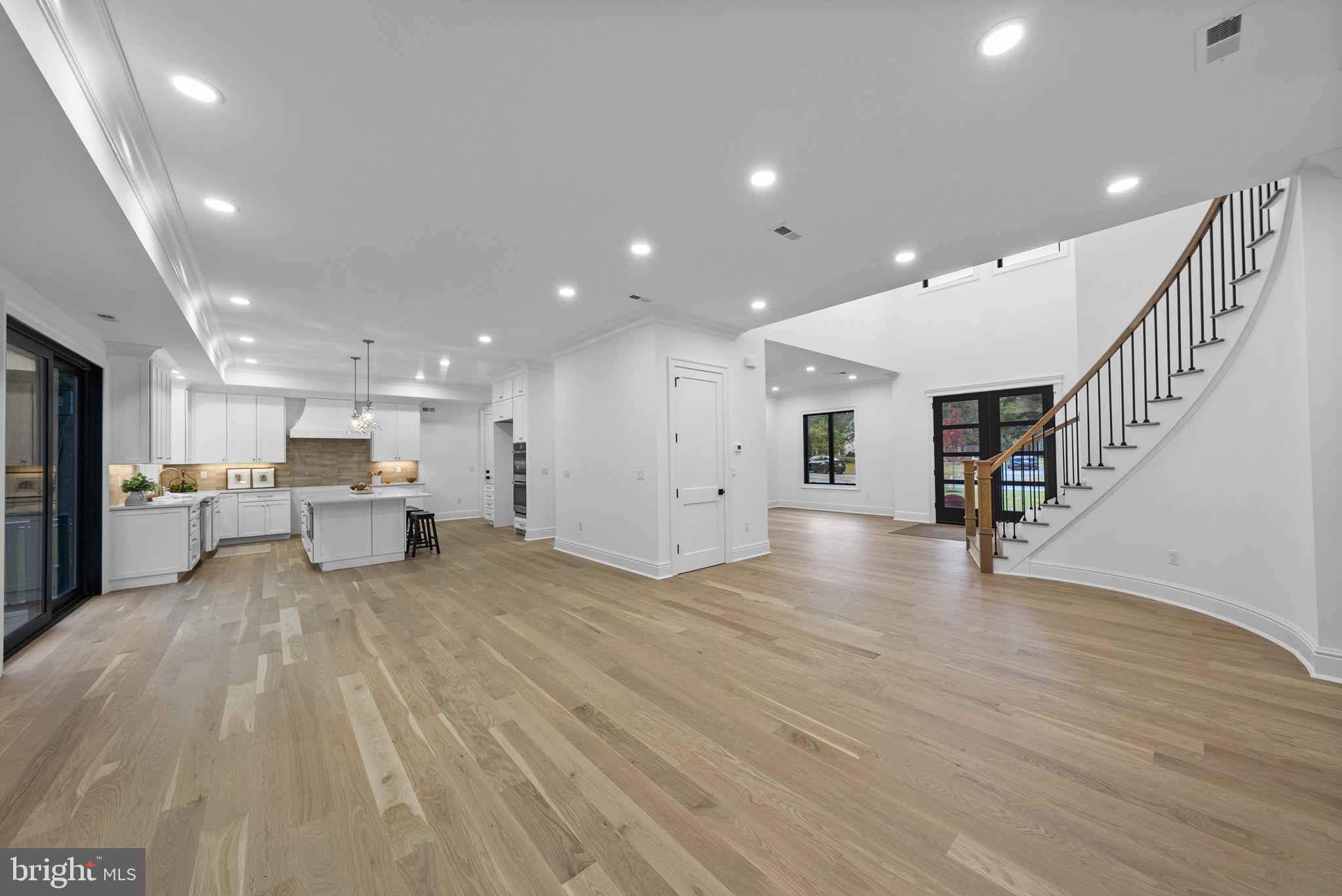 LITTLEBROOK - Residential