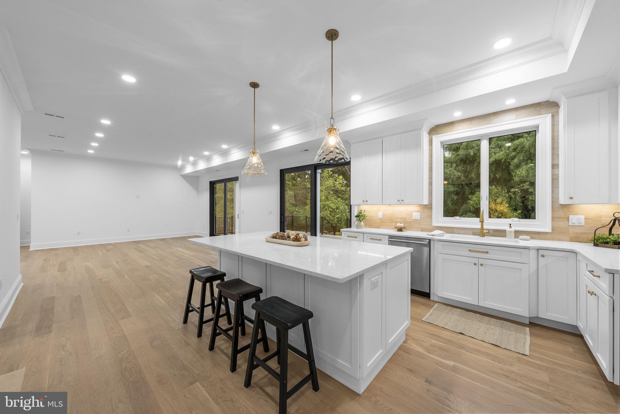 LITTLEBROOK - Residential