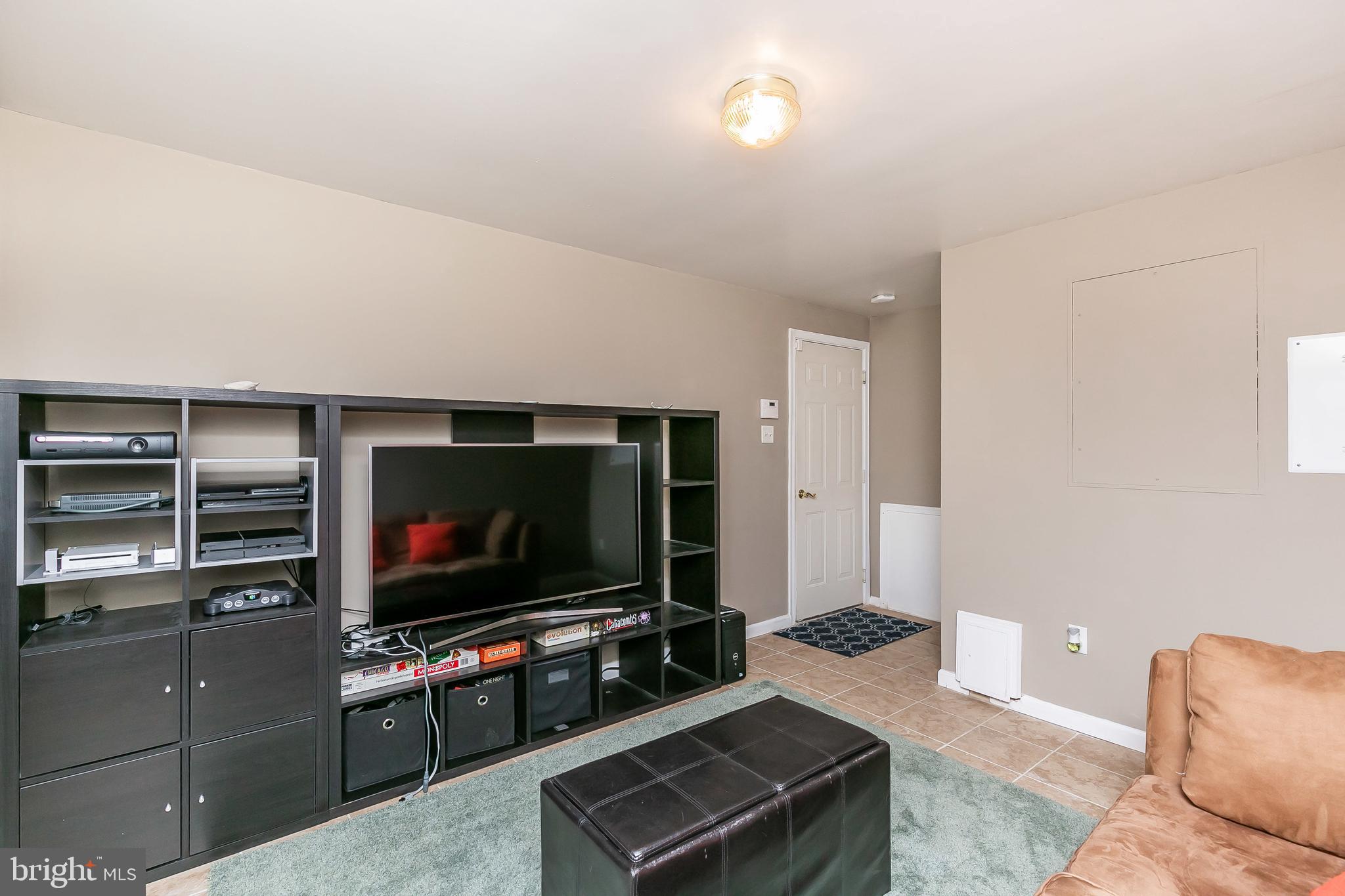 VILLAGES OF WINTERSET - Residential