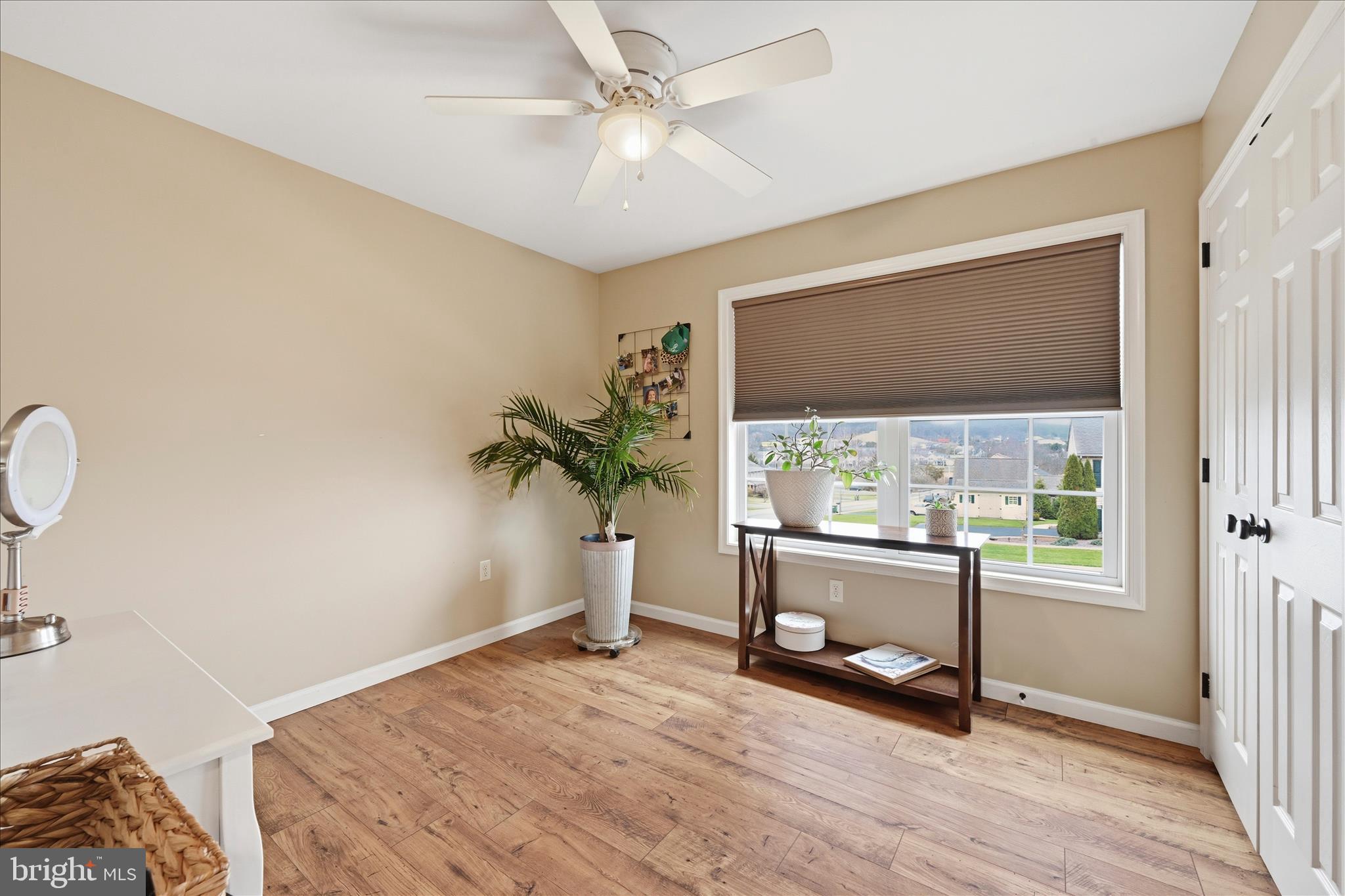 MAPLE RIDGE - Residential