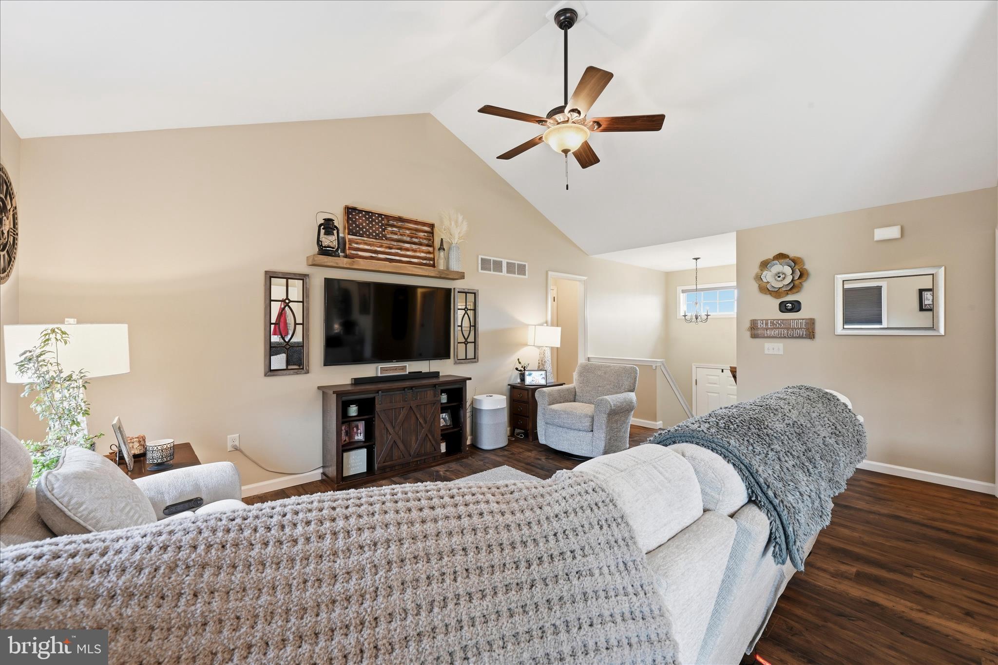 MAPLE RIDGE - Residential