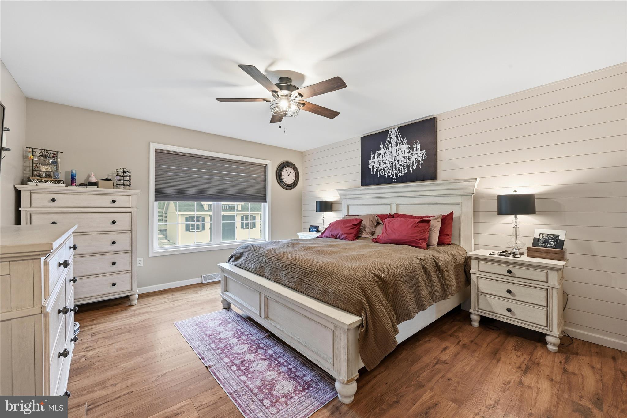 MAPLE RIDGE - Residential