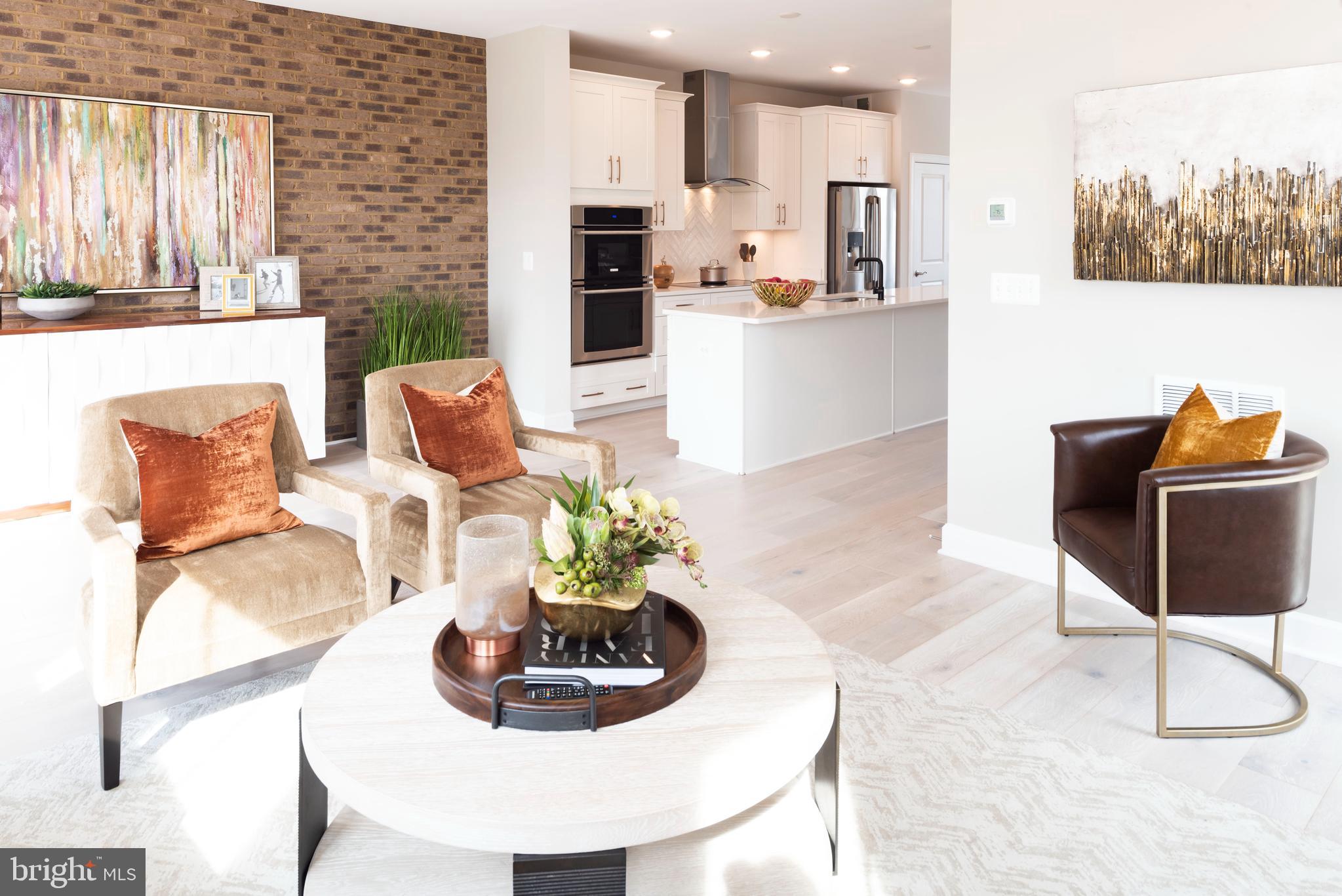 POTOMAC SHORES - Residential