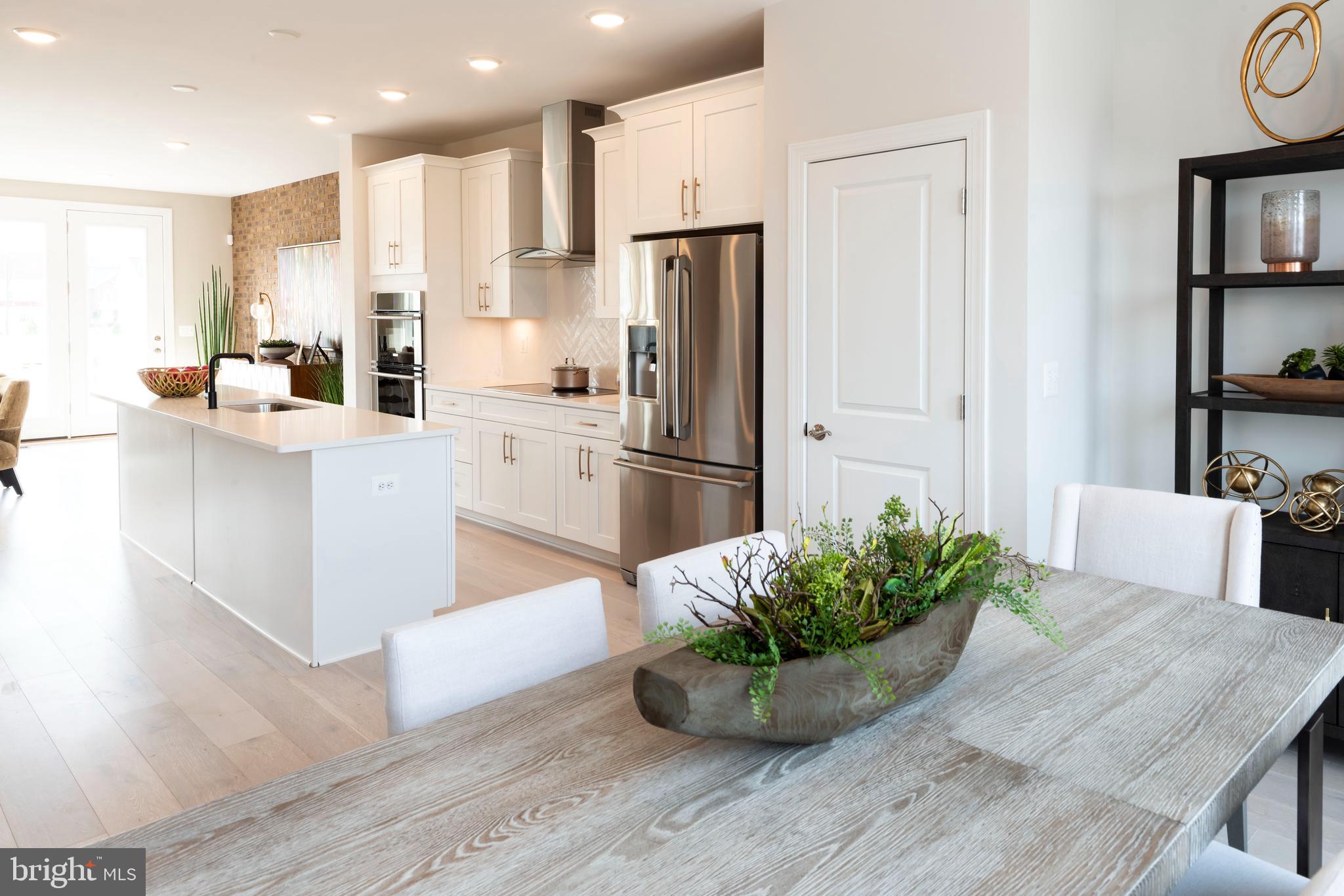 POTOMAC SHORES - Residential