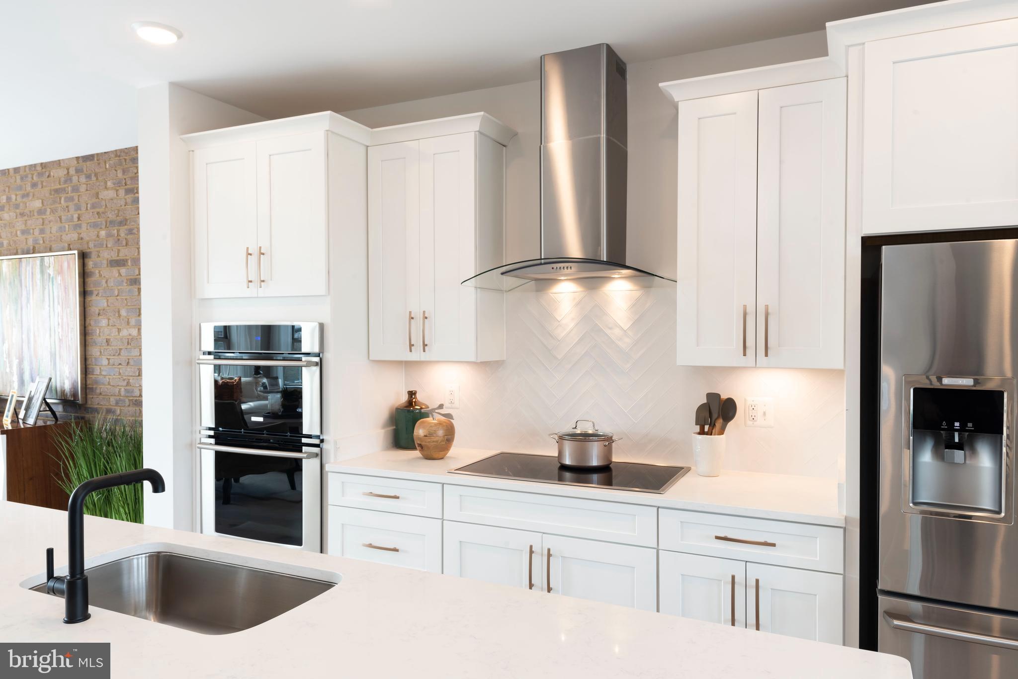 POTOMAC SHORES - Residential