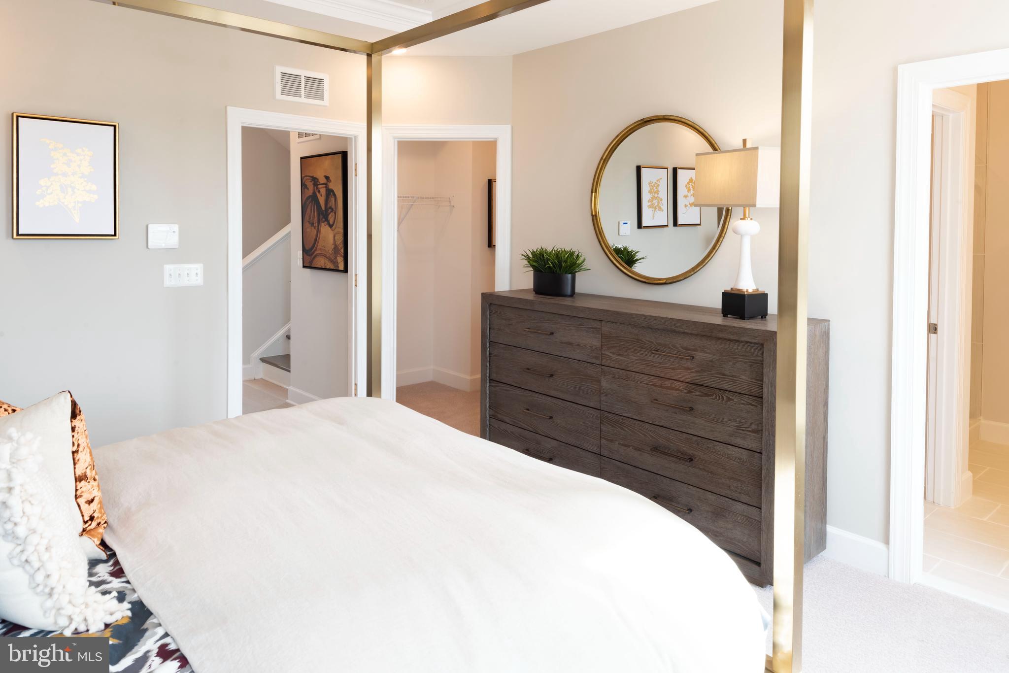 POTOMAC SHORES - Residential