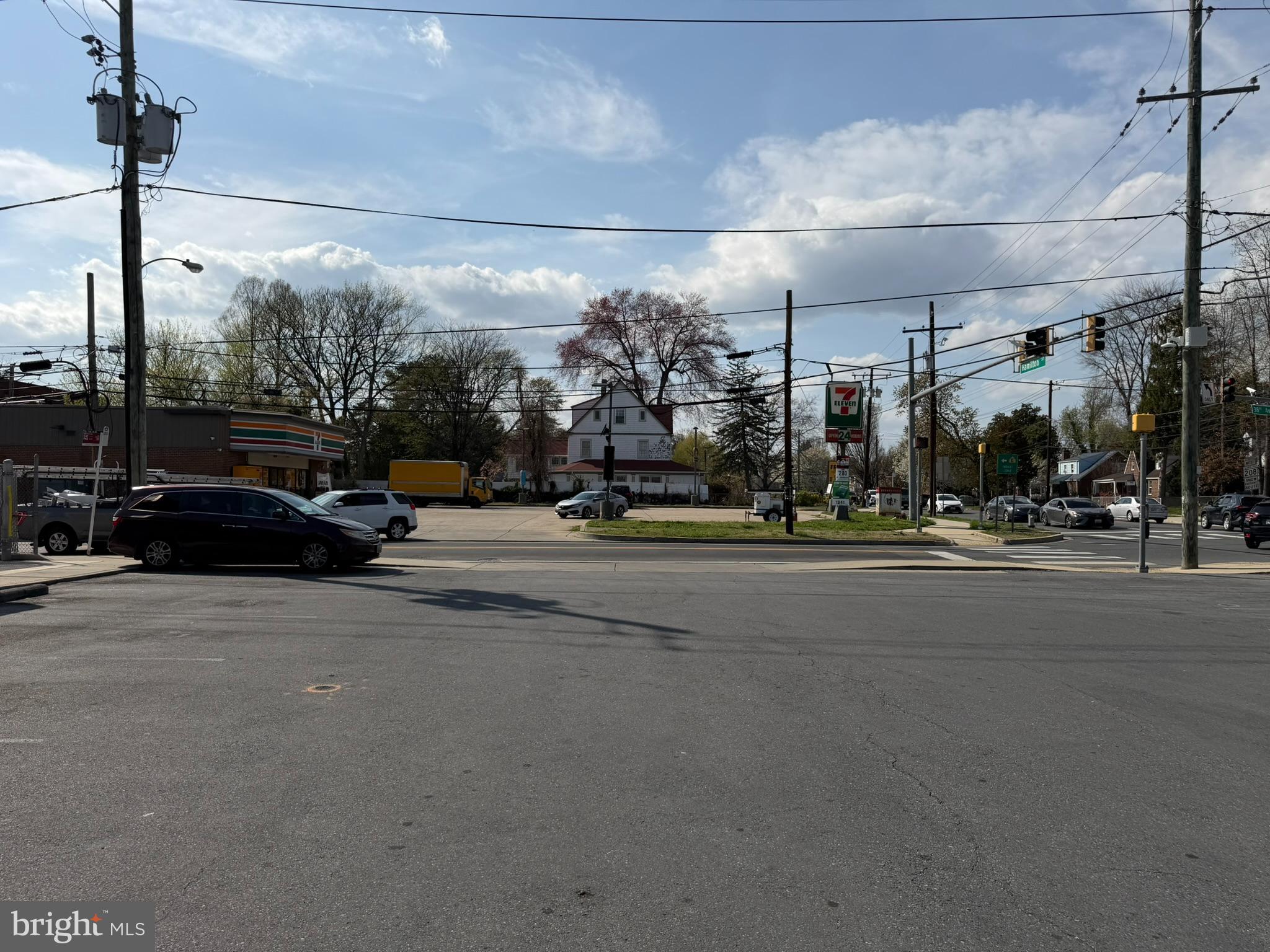 3801 HAMILTON STREET 3811