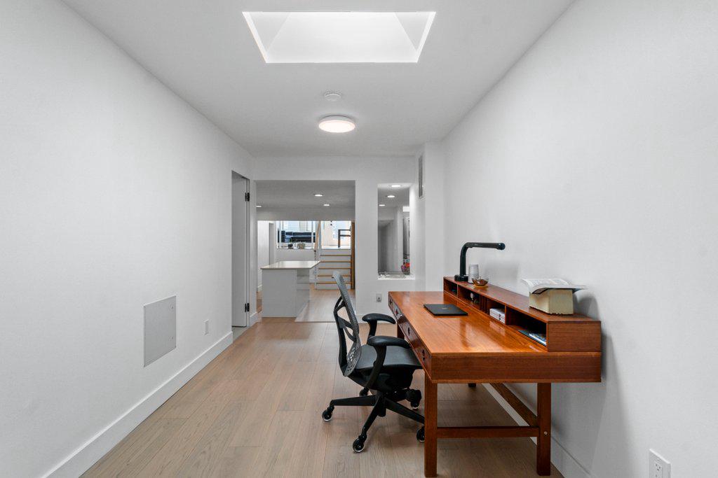 HIGHLANDTOWN - Residential Income