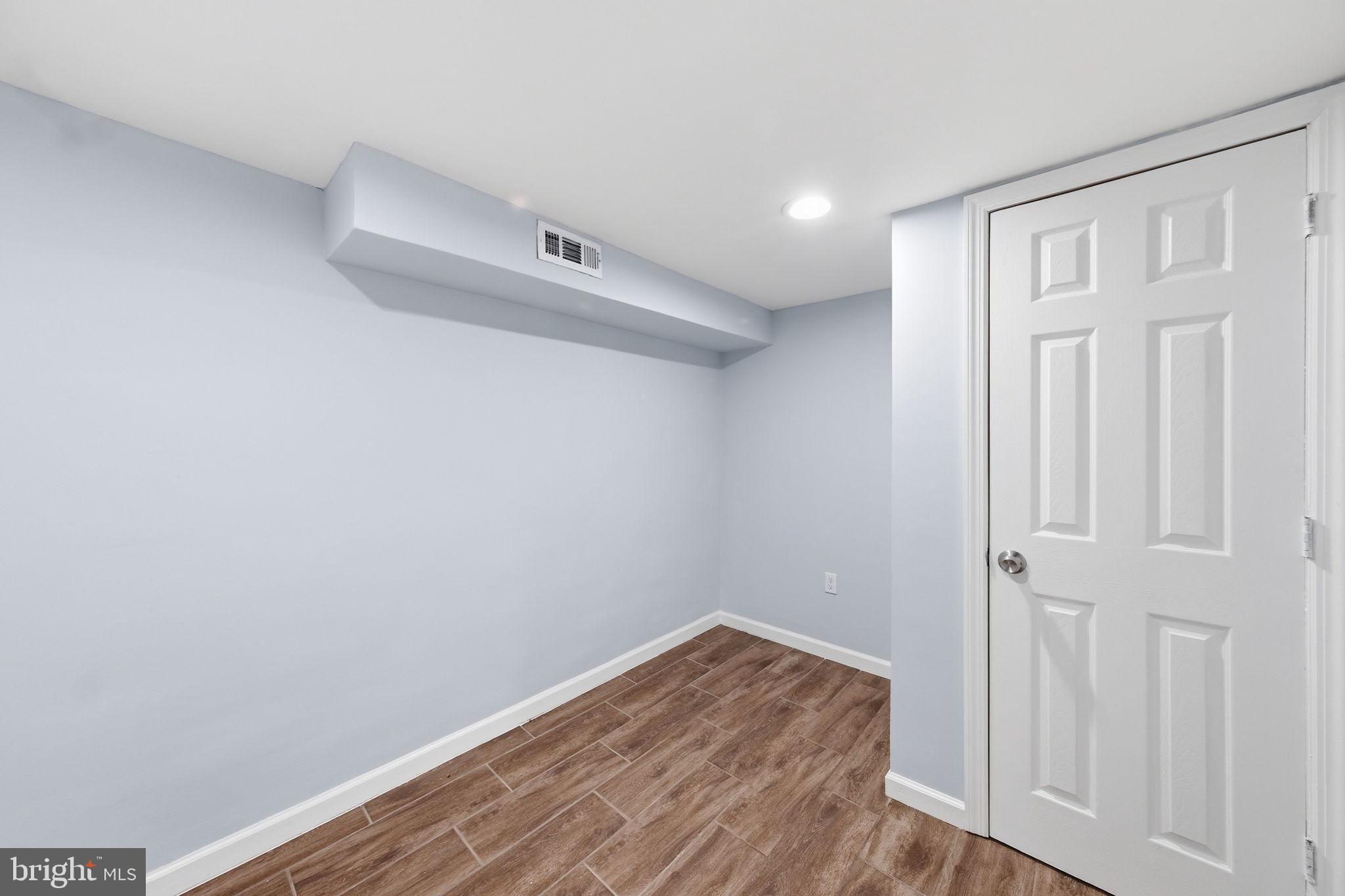 CHERRY HILL - Residential