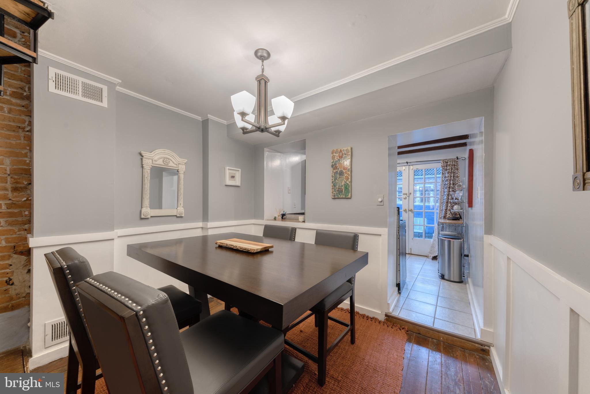 FEDERAL HILL HISTORIC DISTRICT - Residential Lease