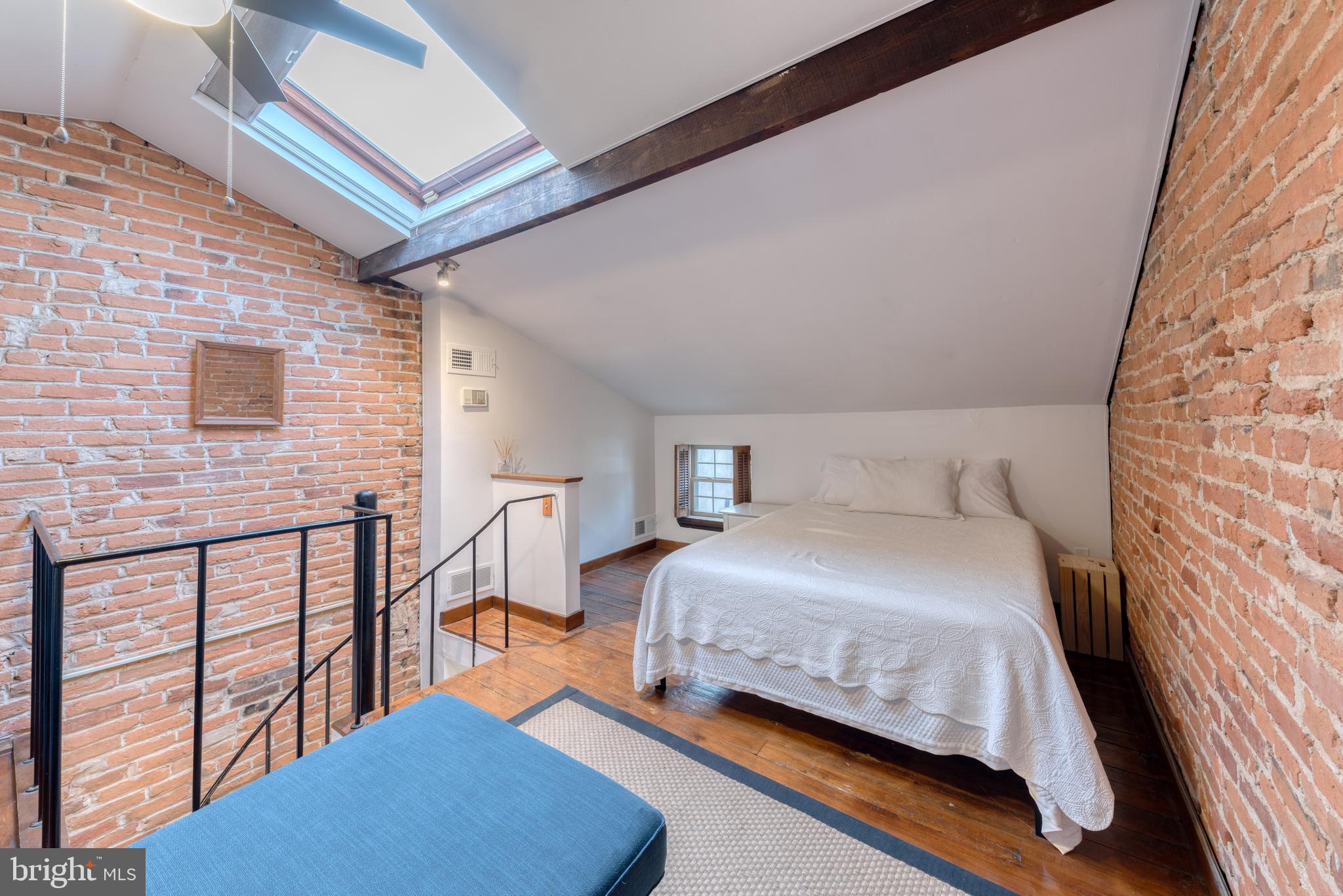 FEDERAL HILL HISTORIC DISTRICT - Residential Lease