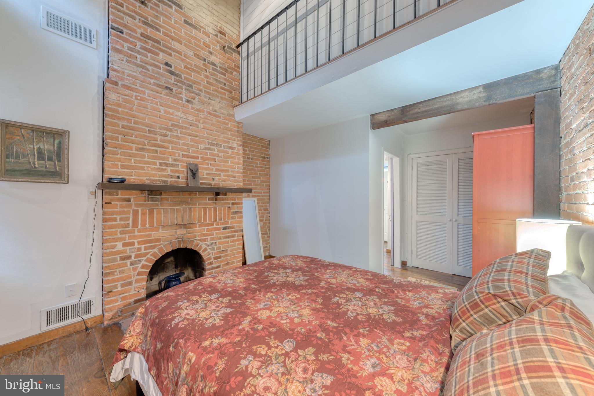 FEDERAL HILL HISTORIC DISTRICT - Residential Lease