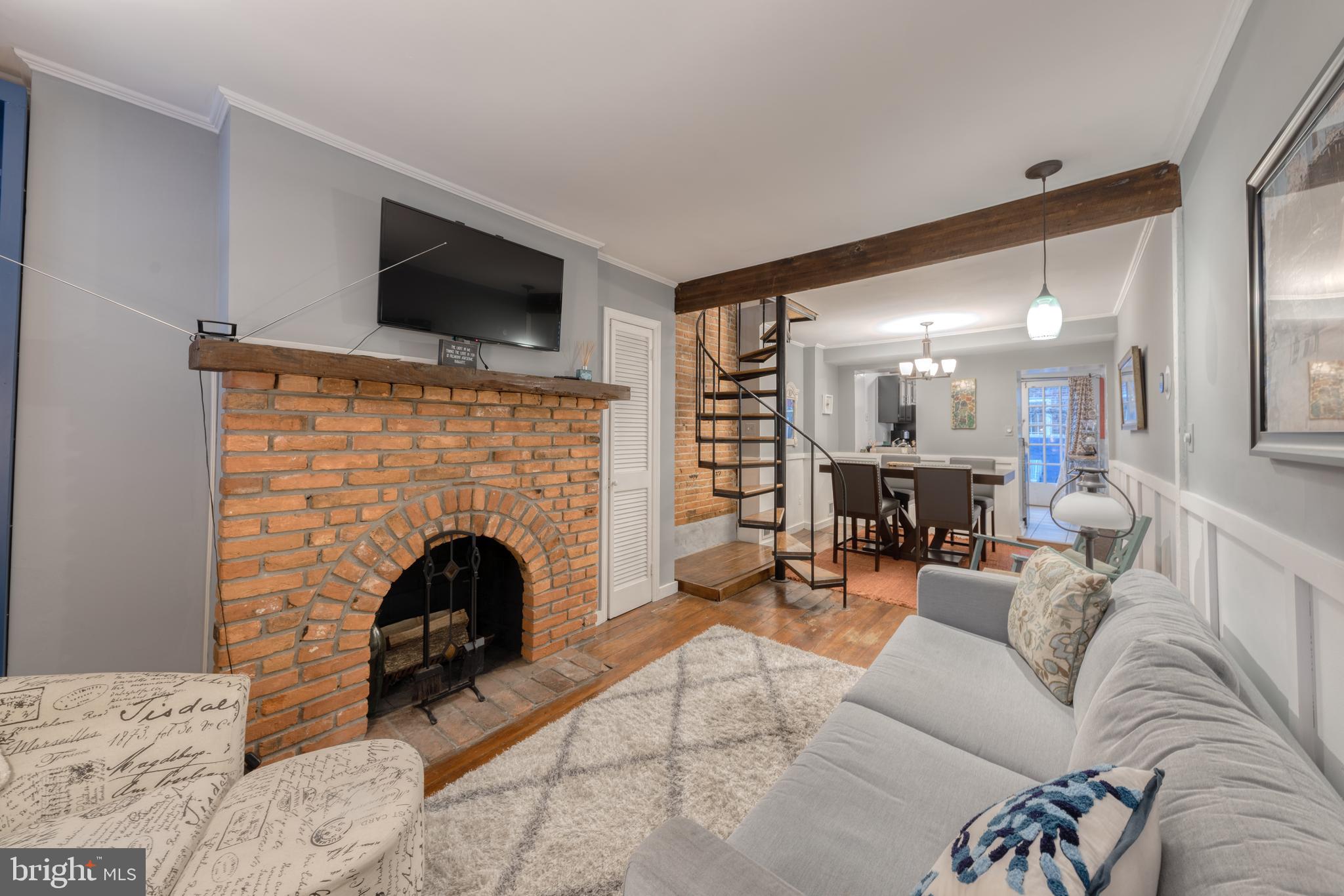 FEDERAL HILL HISTORIC DISTRICT - Residential Lease