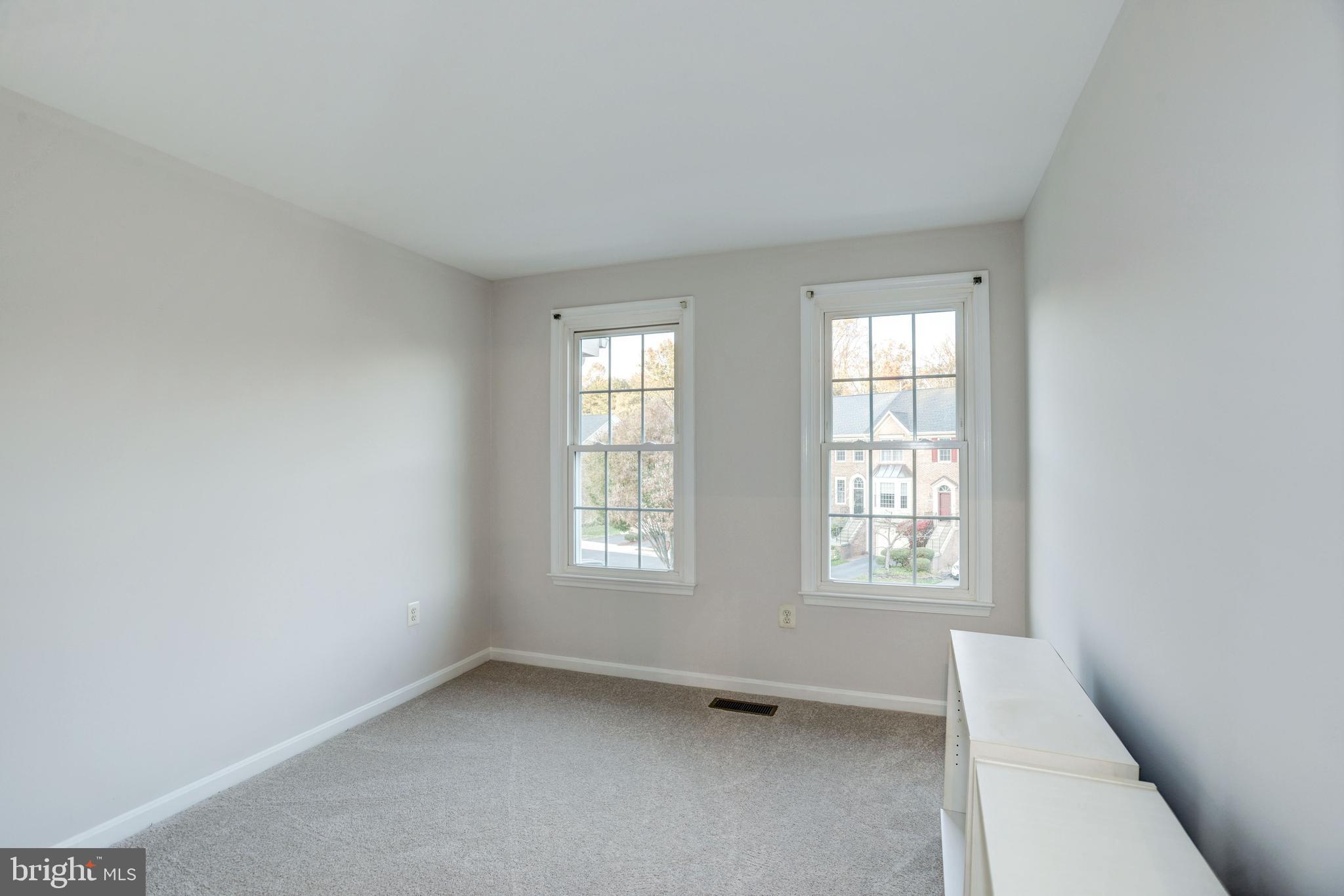 KINGSTOWNE - Residential