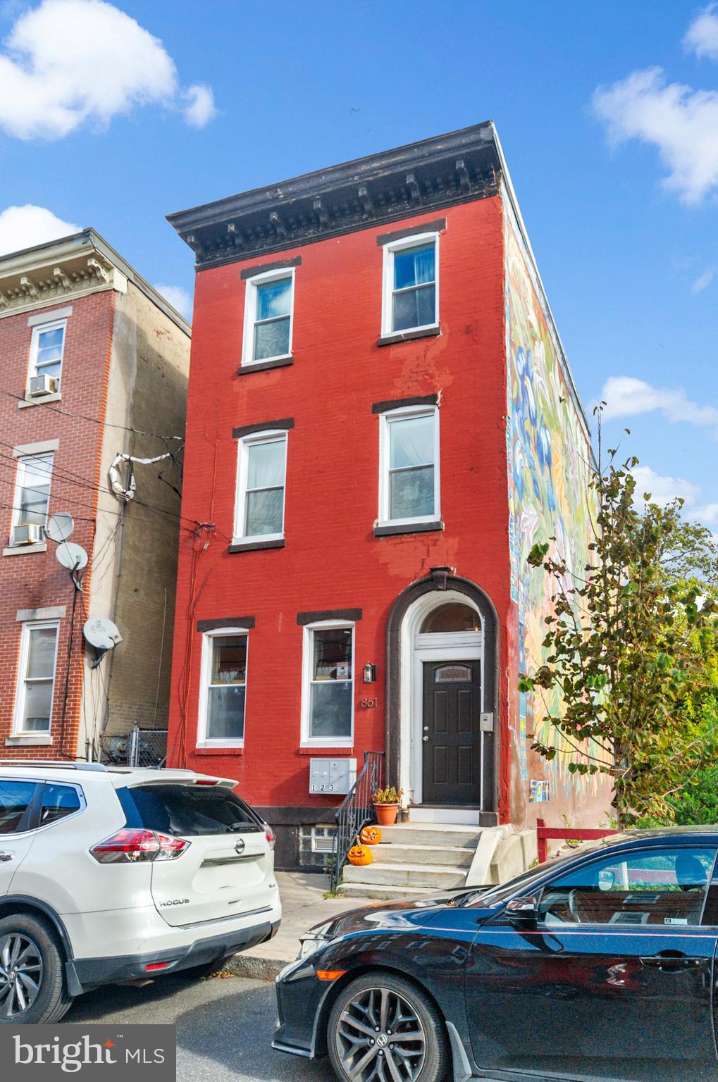 FAIRMOUNT - Residential Lease