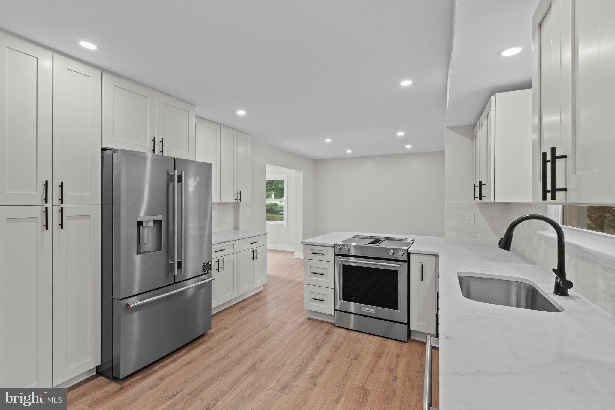 2067 FAWN LANE