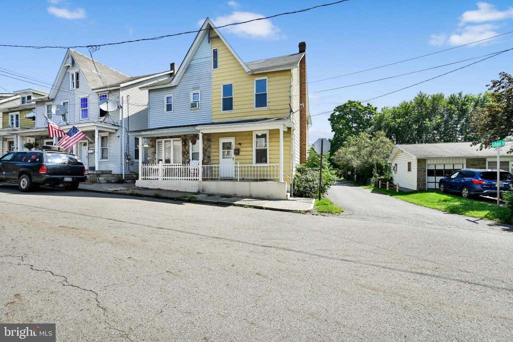 Photo of 236 N Pine Street, TREMONT, PA 17981 (MLS # PASK2029146)
