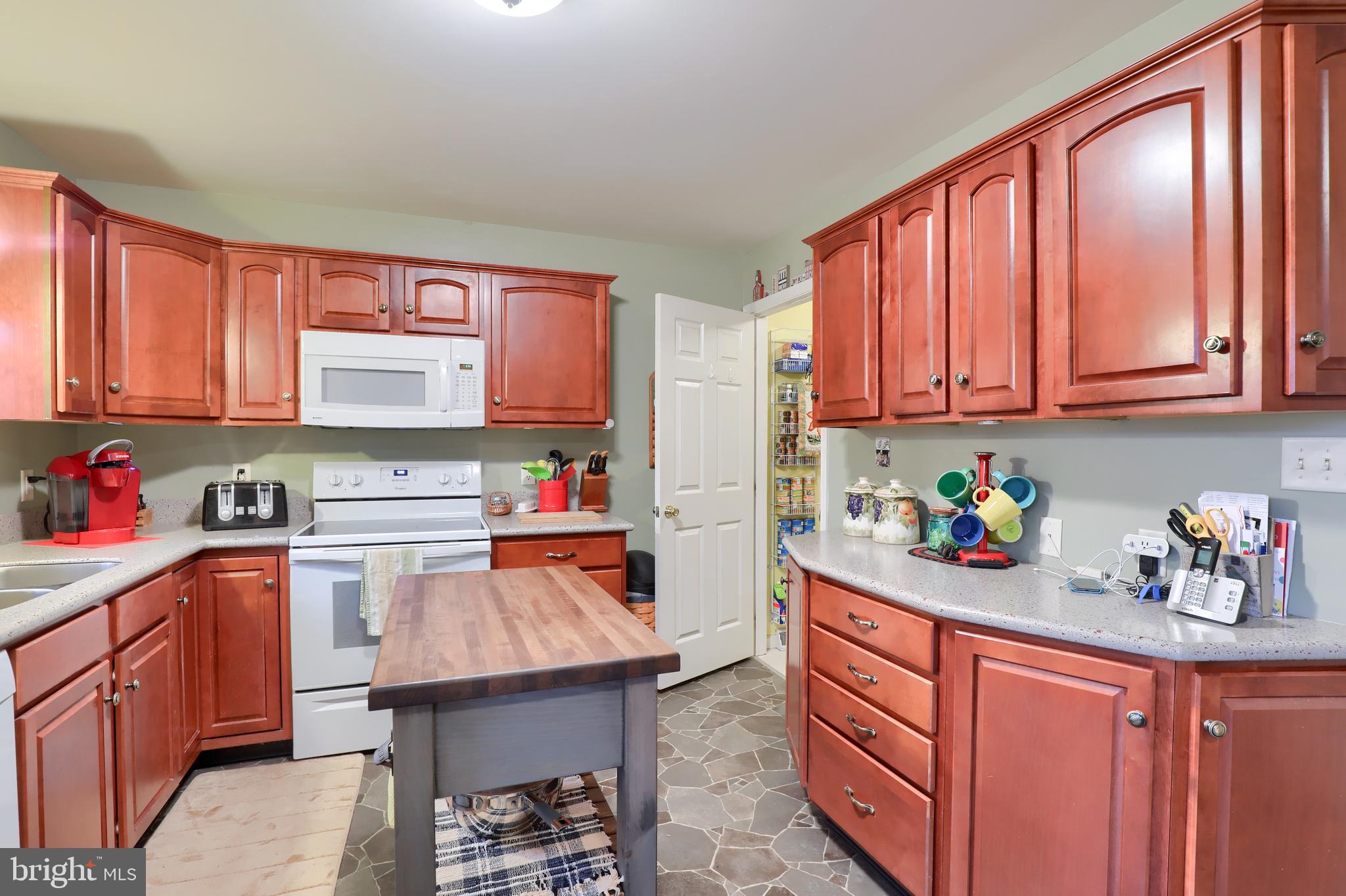 JACOBS CREEK - Residential