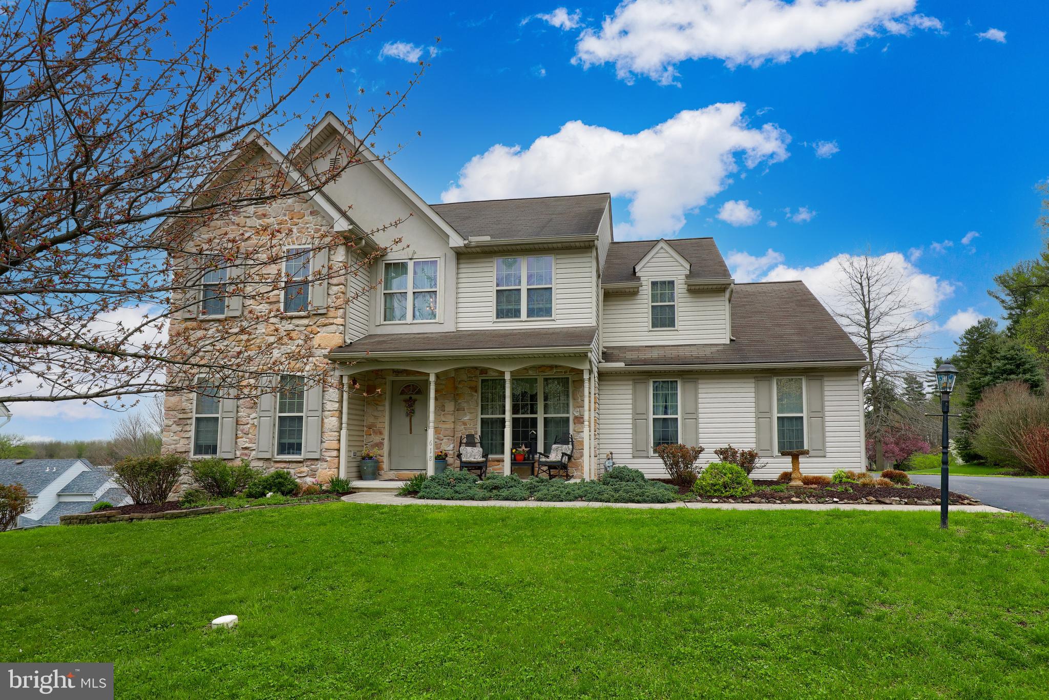 JACOBS CREEK - Residential