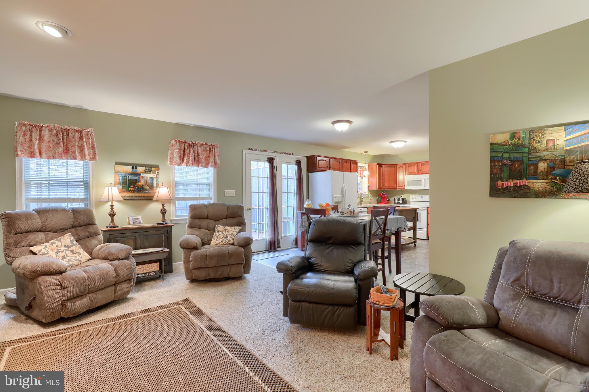 JACOBS CREEK - Residential