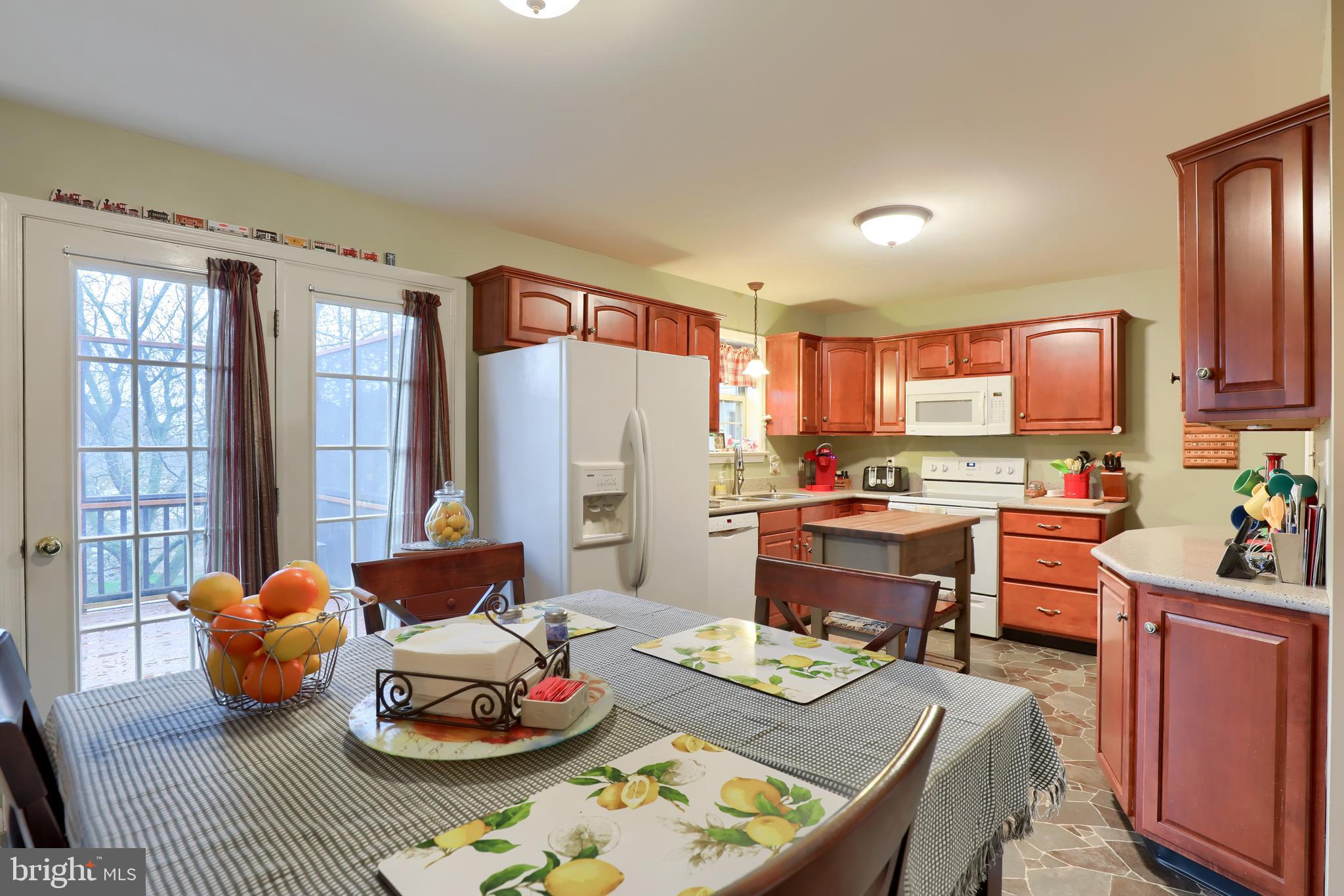 JACOBS CREEK - Residential